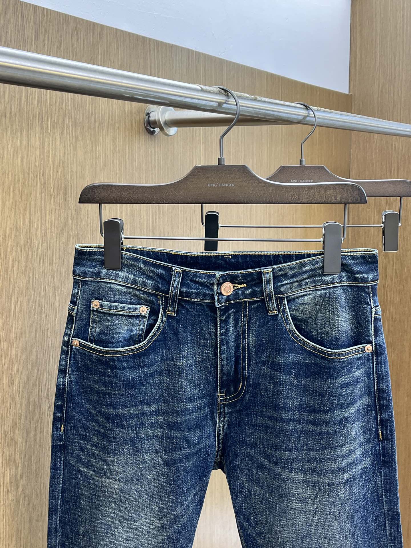 秋冬 YSL 🔥ss秋冬新款 男士小直筒原单 牛仔裤 早秋新款超柔软，弹力面料，复杂的手工艺叠加，任何一