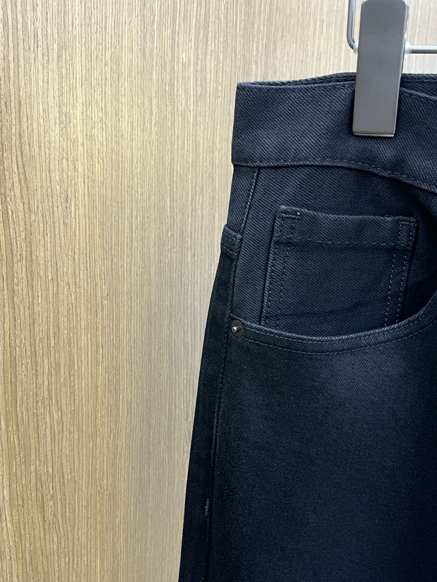 秋冬 Lv 🔥ss秋冬新款 男士小直筒原单 牛仔裤 早秋新款超柔软，弹力面料，复杂的手工艺叠加，任何一个