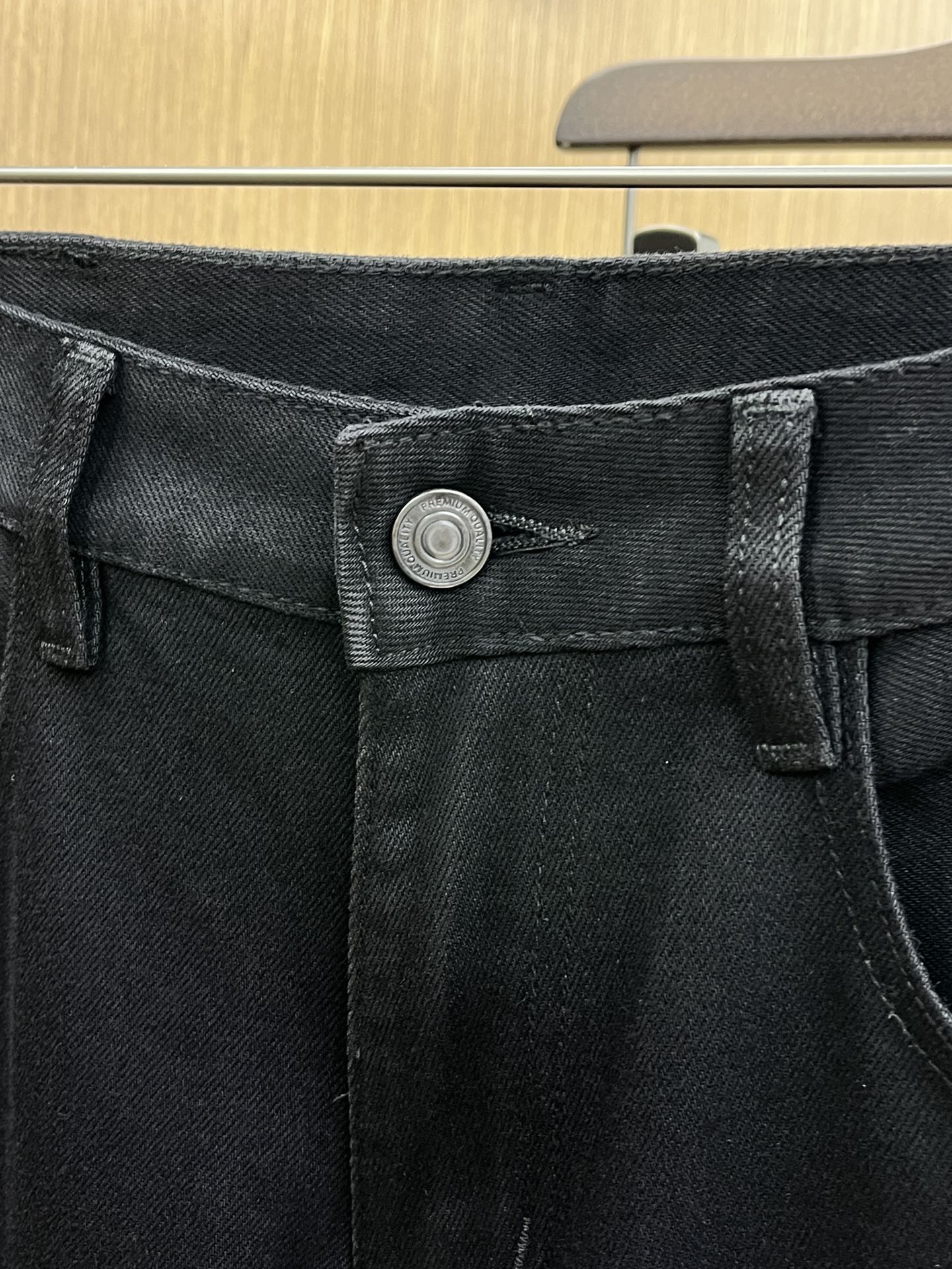 秋冬 Lv 🔥ss秋冬新款 男士小直筒原单 牛仔裤 早秋新款超柔软，弹力面料，复杂的手工艺叠加，任何一个