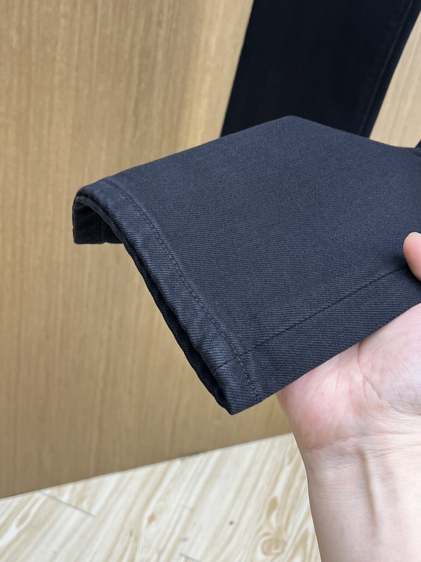 秋冬 alo🔥ss秋冬新款 男士小直筒原单 牛仔裤 早秋新款超柔软，弹力面料，复杂的手工艺叠加，任何一个