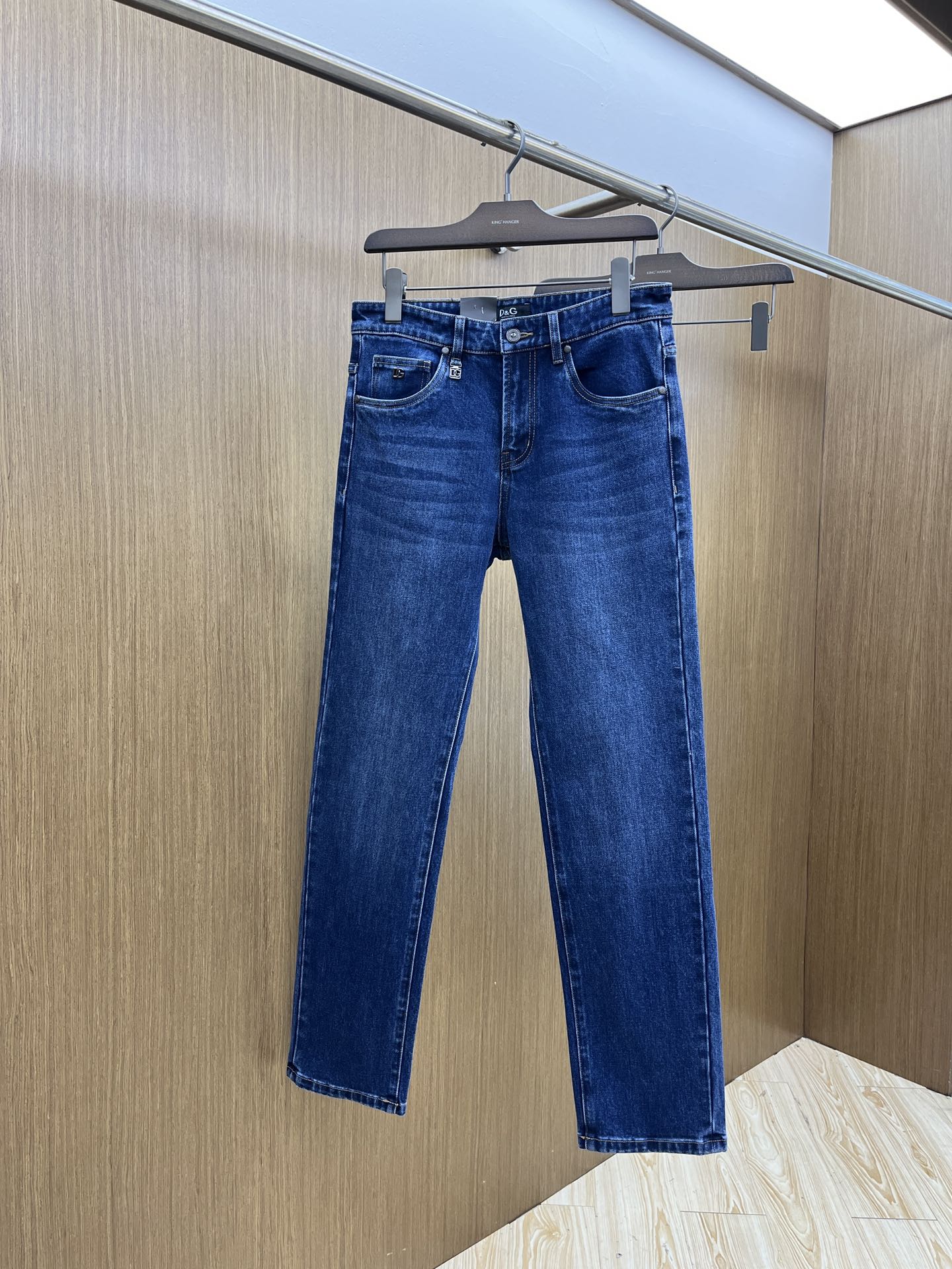 秋冬 DG🔥🔥高端定制、25SS秋冬最新款牛仔裤 柜台同步发售 进口固色面料 原版定制复刻 客供五金辅料