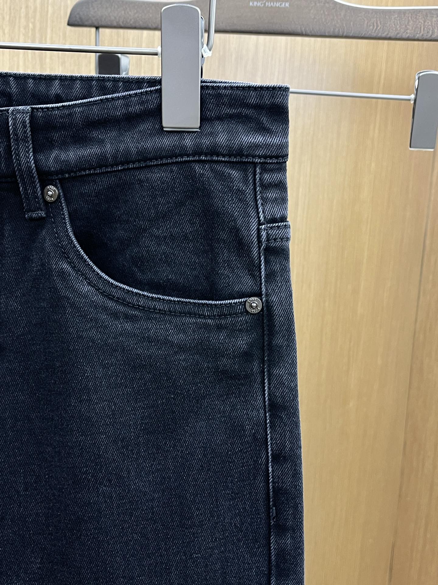 秋冬 Hugo 🔥🔥高端定制、25SS秋冬最新款牛仔裤 柜台同步发售 进口固色面料 原版定制复刻 客供五