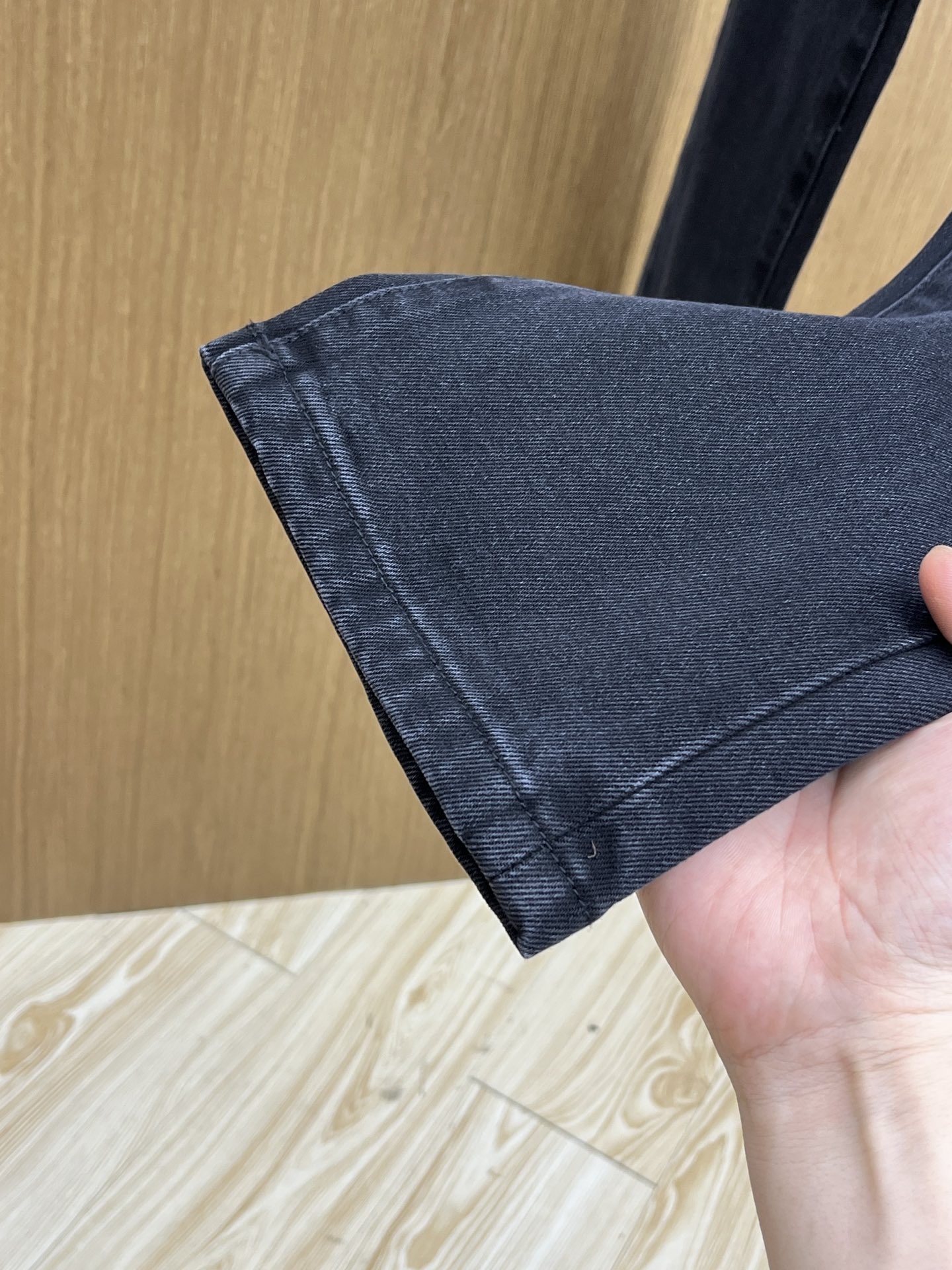 秋冬 Hugo 🔥🔥高端定制、25SS秋冬最新款牛仔裤 柜台同步发售 进口固色面料 原版定制复刻 客供五