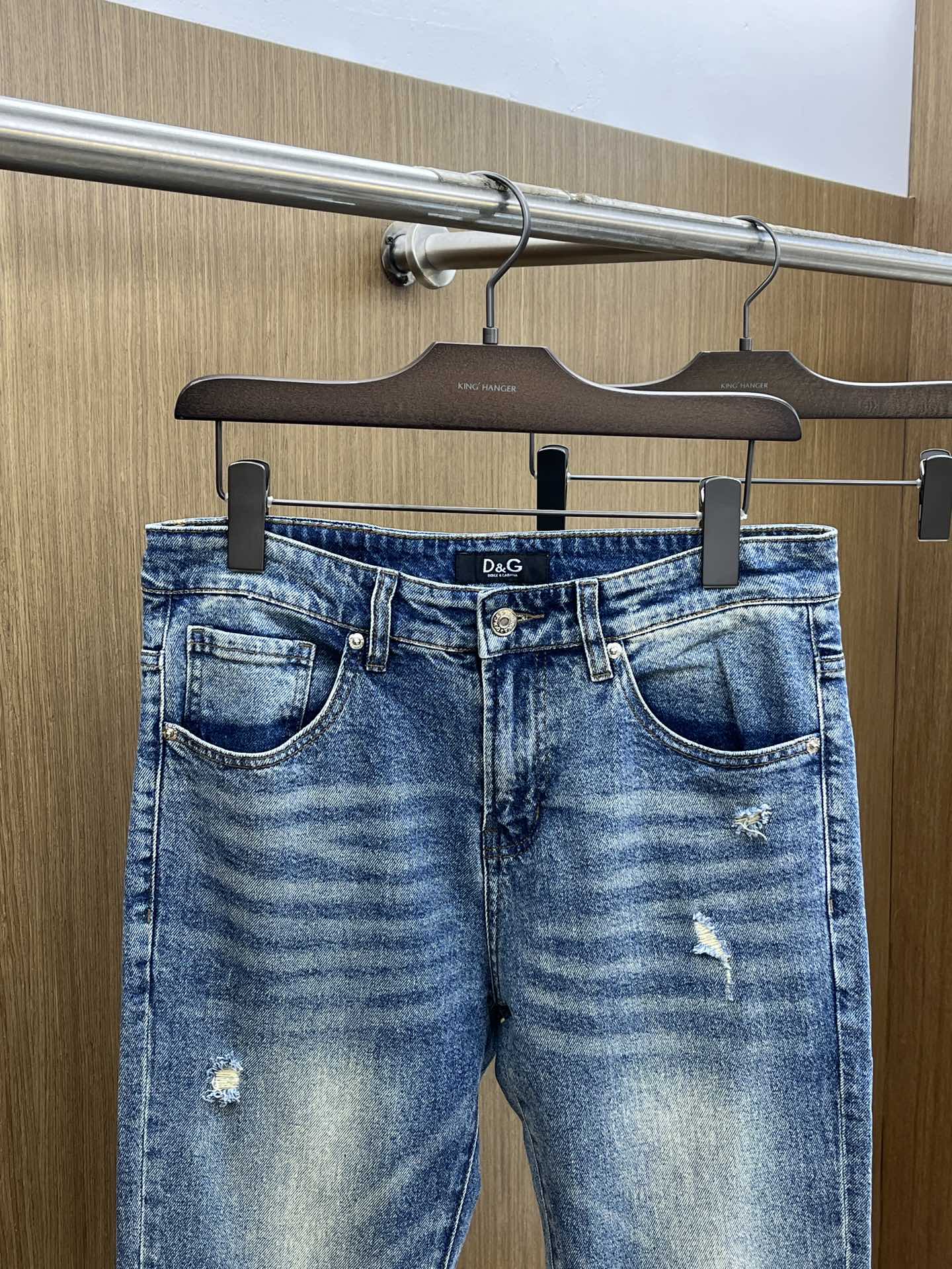 秋冬 DG  🔥🔥高端定制、25SS秋冬最新款牛仔裤 柜台同步发售 进口固色面料 原版定制复刻 客供五金