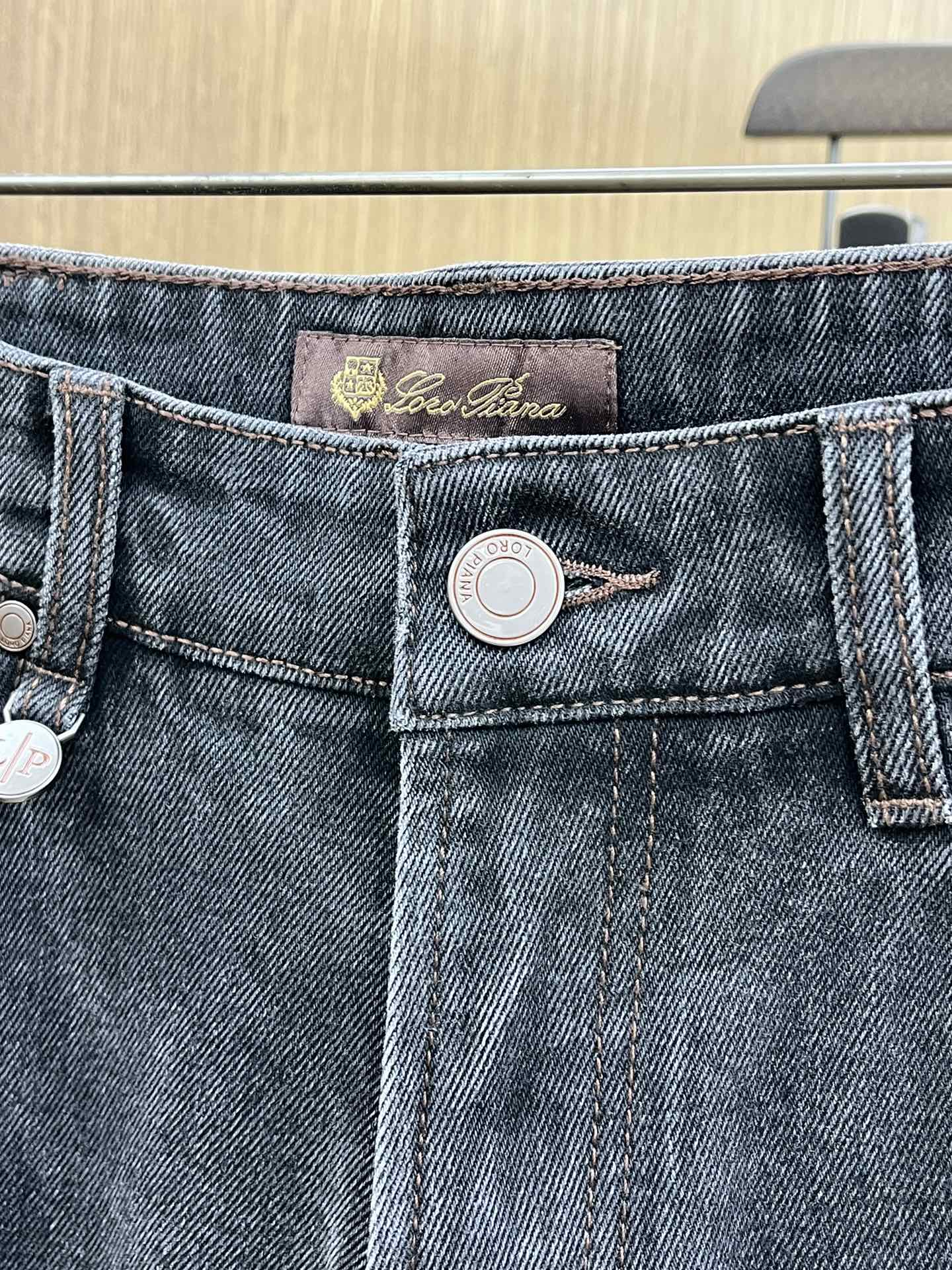 秋冬 lP🆕 🔥🔥高端定制、25SS秋冬最新款牛仔裤 柜台同步发售 进口固色面料 原版定制复刻 客供五金