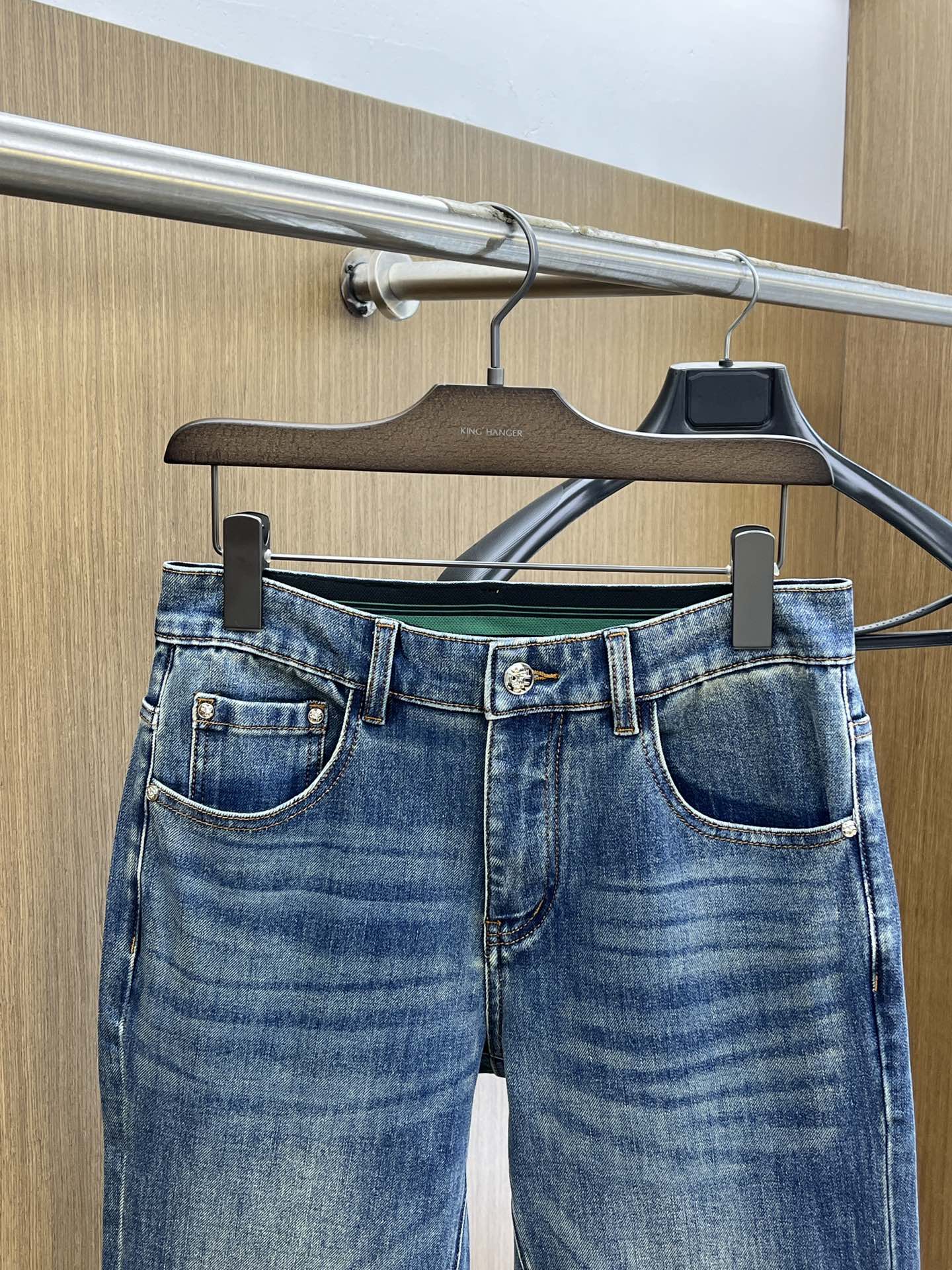 秋冬 Loe 🔥高端定制、2025早秋最新款牛仔裤 柜台同步发售 原版定制复刻 客供五金辅料 原单品质 