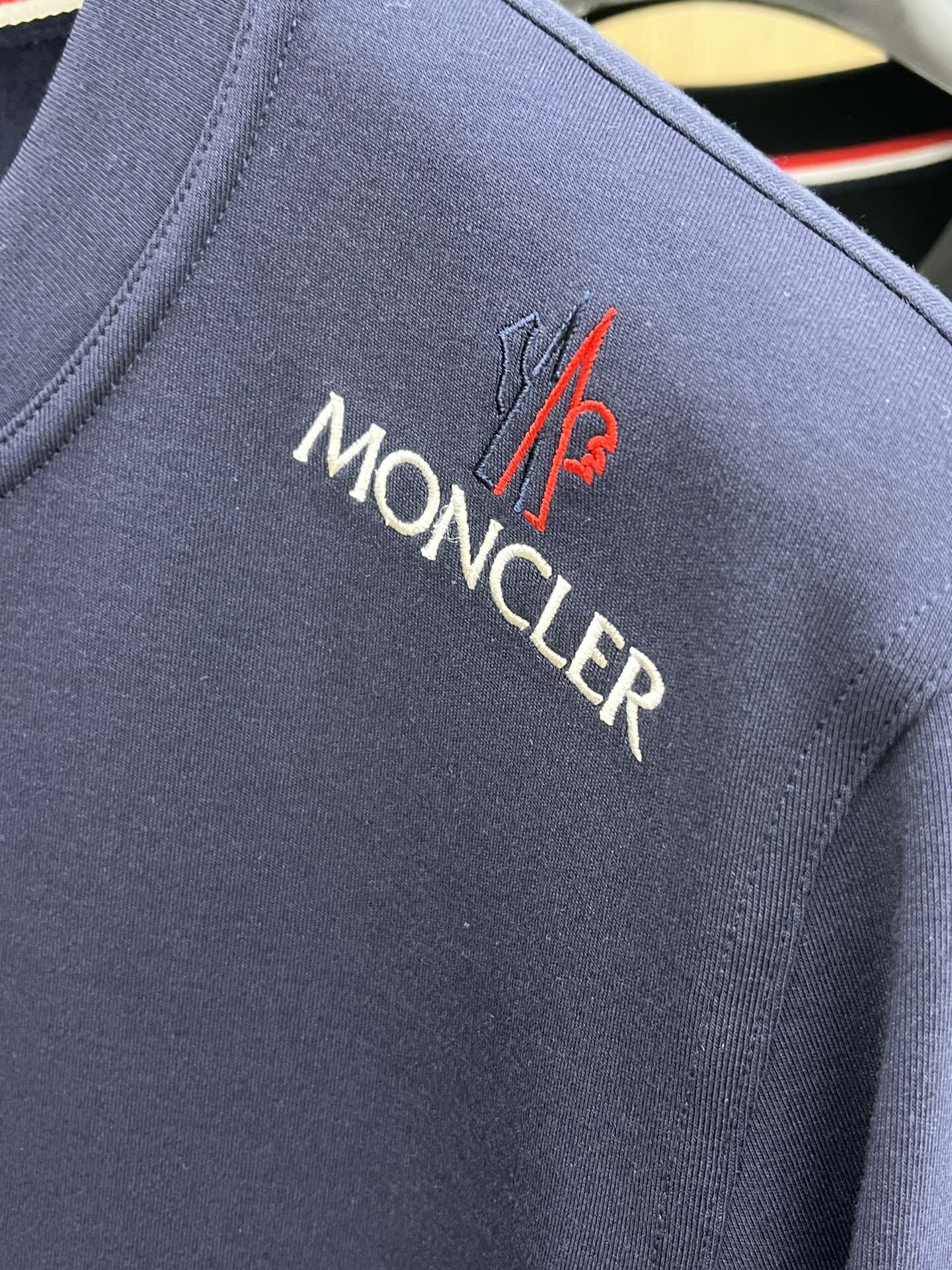 秋冬 Mon 🔥🔥秋冬新款 时尚休闲，精选进口高密度膨体暖姜天丝德绒系列膨体蓄暖，糯感新生绒云裹冬，暖序