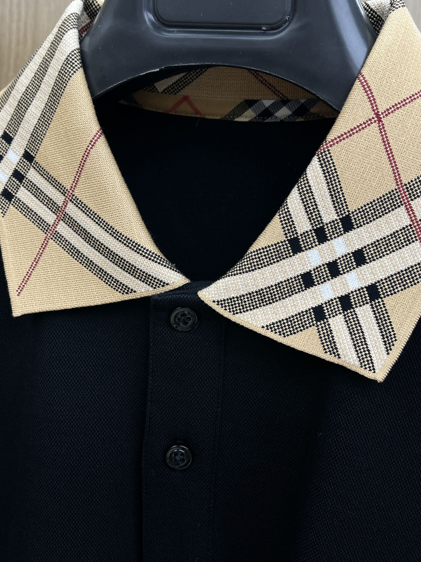 秋冬 BBR 🔥秋冬BURBERRY长袖 选用拉毛珠地棉 面料细腻柔软上身舒适  fjj简约时尚 适配商