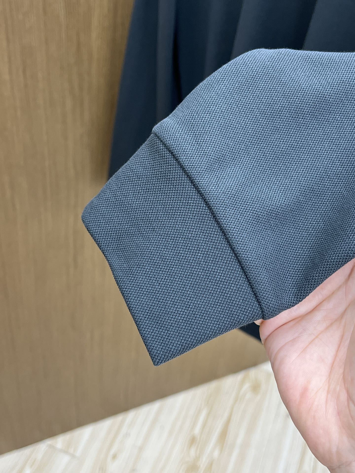 秋冬 BBR 🔥秋冬BURBERRY长袖 选用拉毛珠地棉 面料细腻柔软上身舒适  fjj简约时尚 适配商