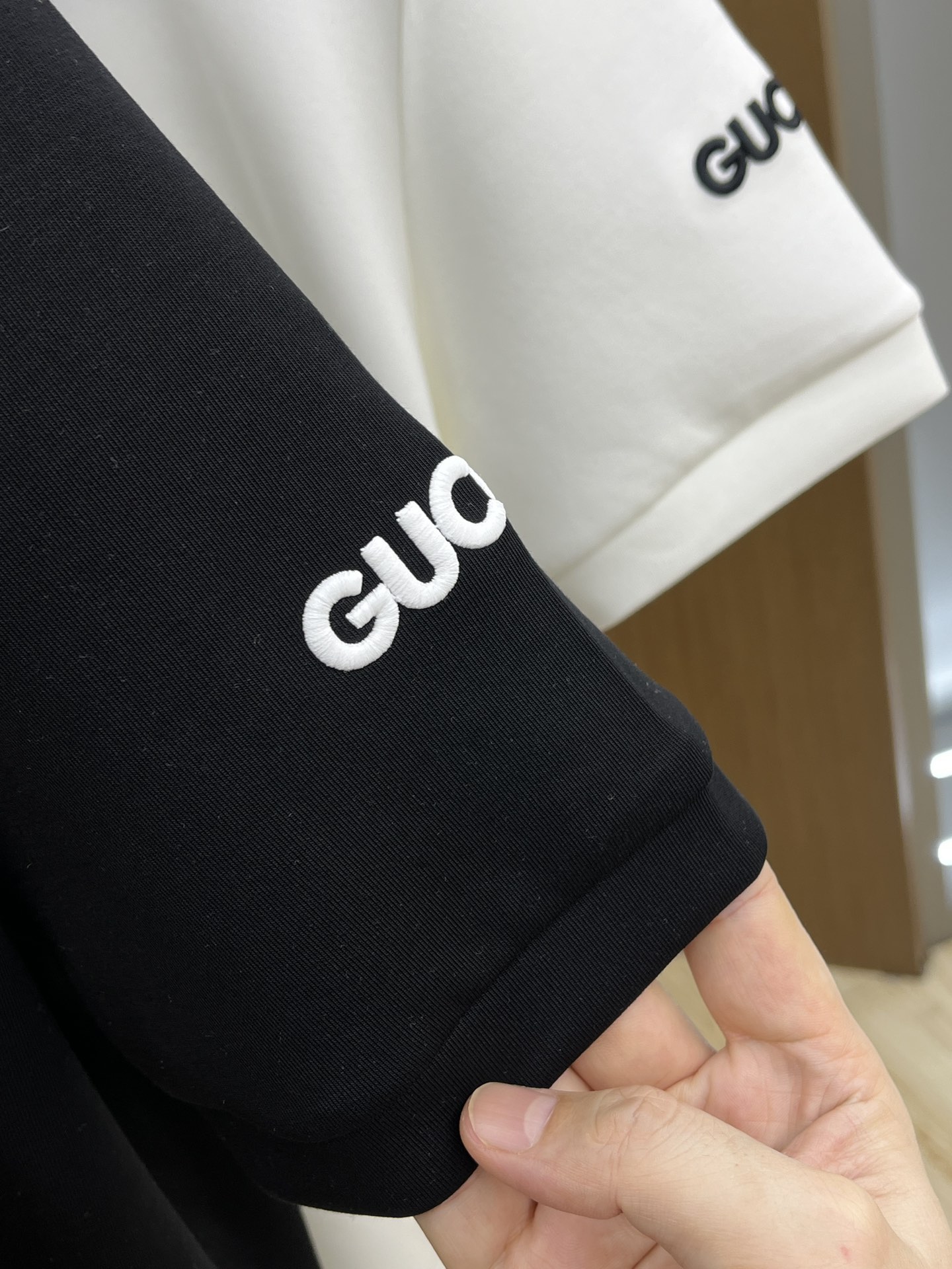 Embroidered Logo Short Sleeve T-Shirt - Stylish & Comfortable 7 i1755889142 5810 4