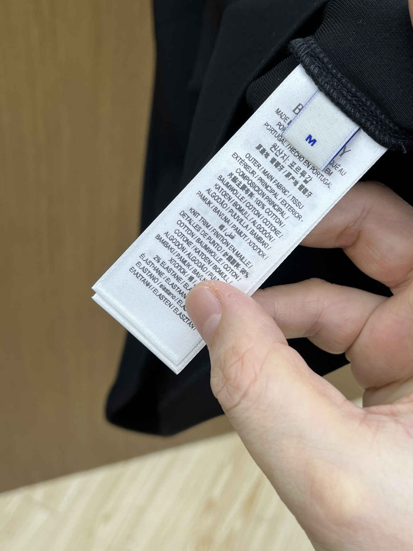 🔥 BBR 2025秋冬 圆领刺绣短袖T恤打底衫 元素性的Logo徽章凸显休闲时尚魅力,依然独领时尚风骚