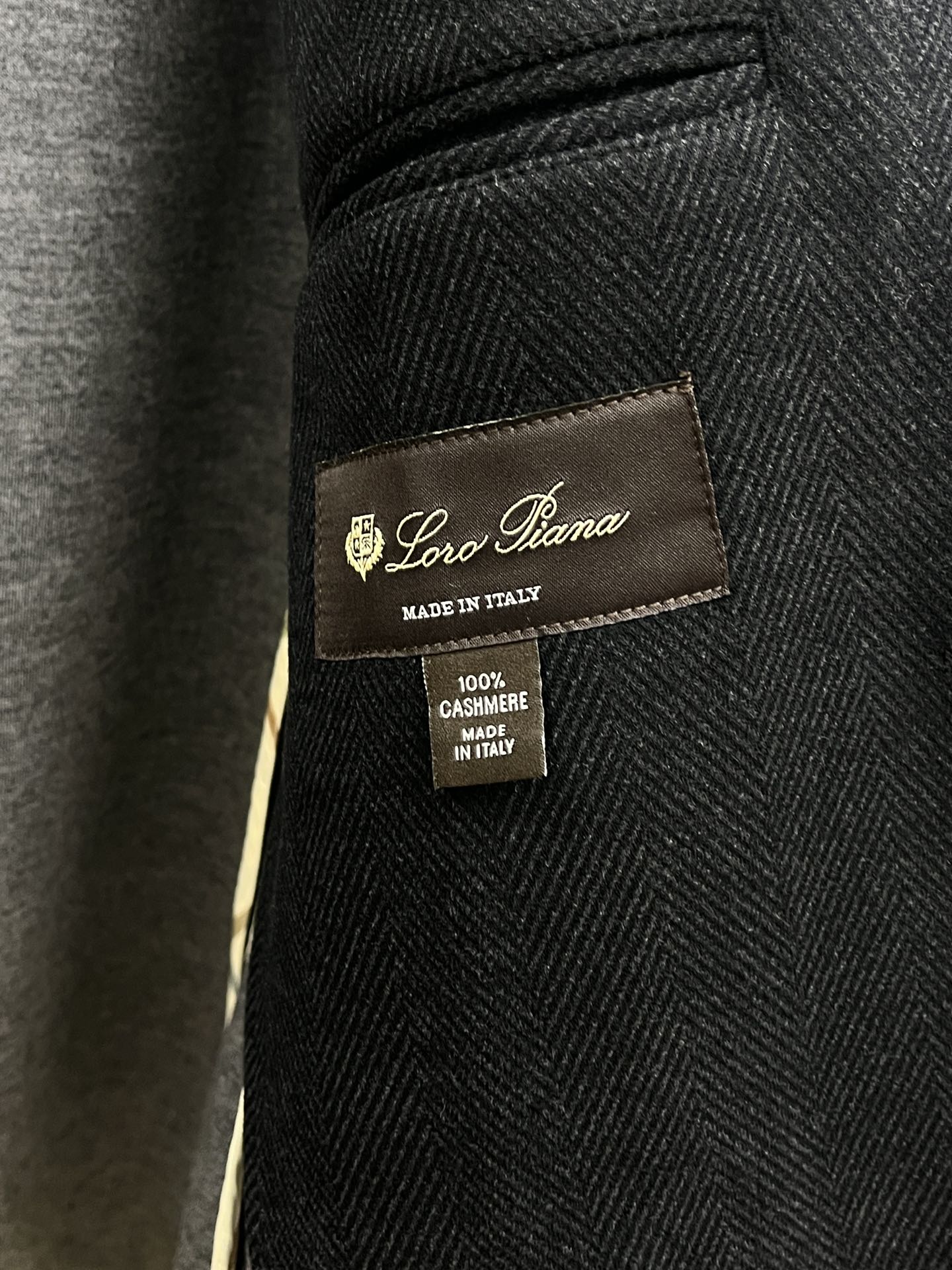 秋冬 lP🆕 ss早秋新款发布 lP🆕西装外套，秋季爆款西装外套，羊毛面料西装外套，穿上就是舒适自在又显