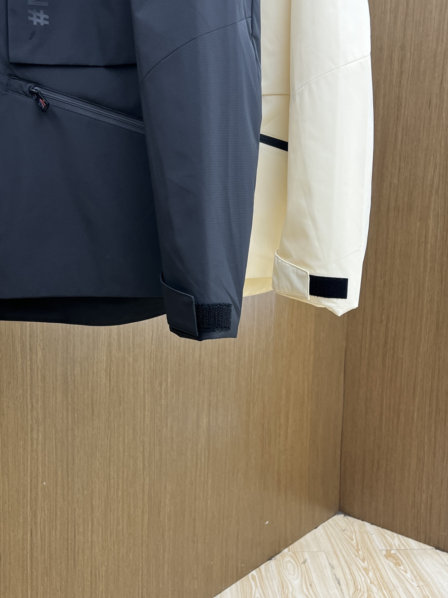 秋冬 Mon 🔥早秋最新款时尚设计师款夹克外套.处处细节显工艺足够的高级   结构性剪裁的设计改变来展现