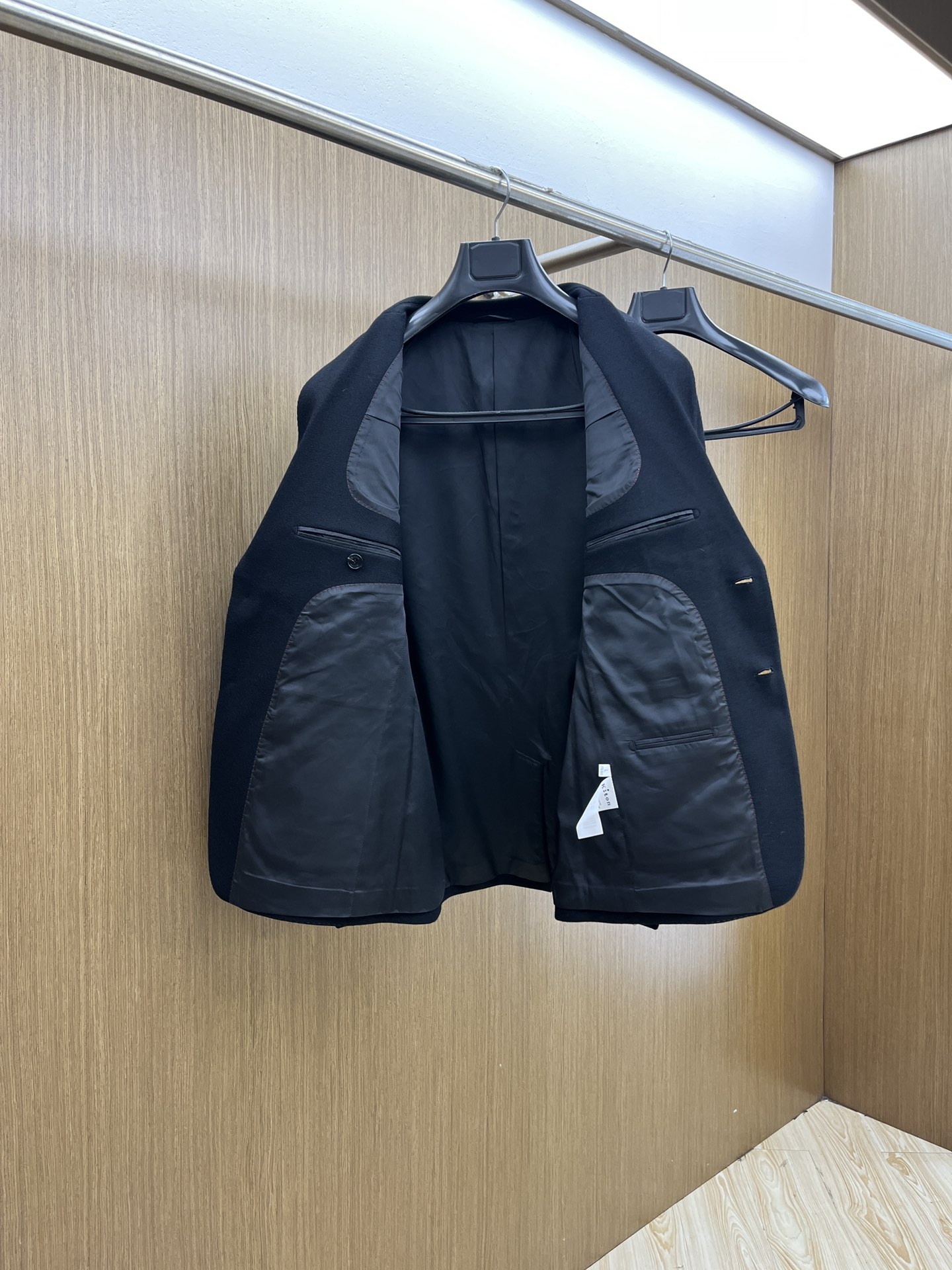 秋冬 Kiton 🔥🔥ss早秋新款发布 男装西装外套，秋季爆款西装外套，羊毛面料西装外套，穿上就是舒适自