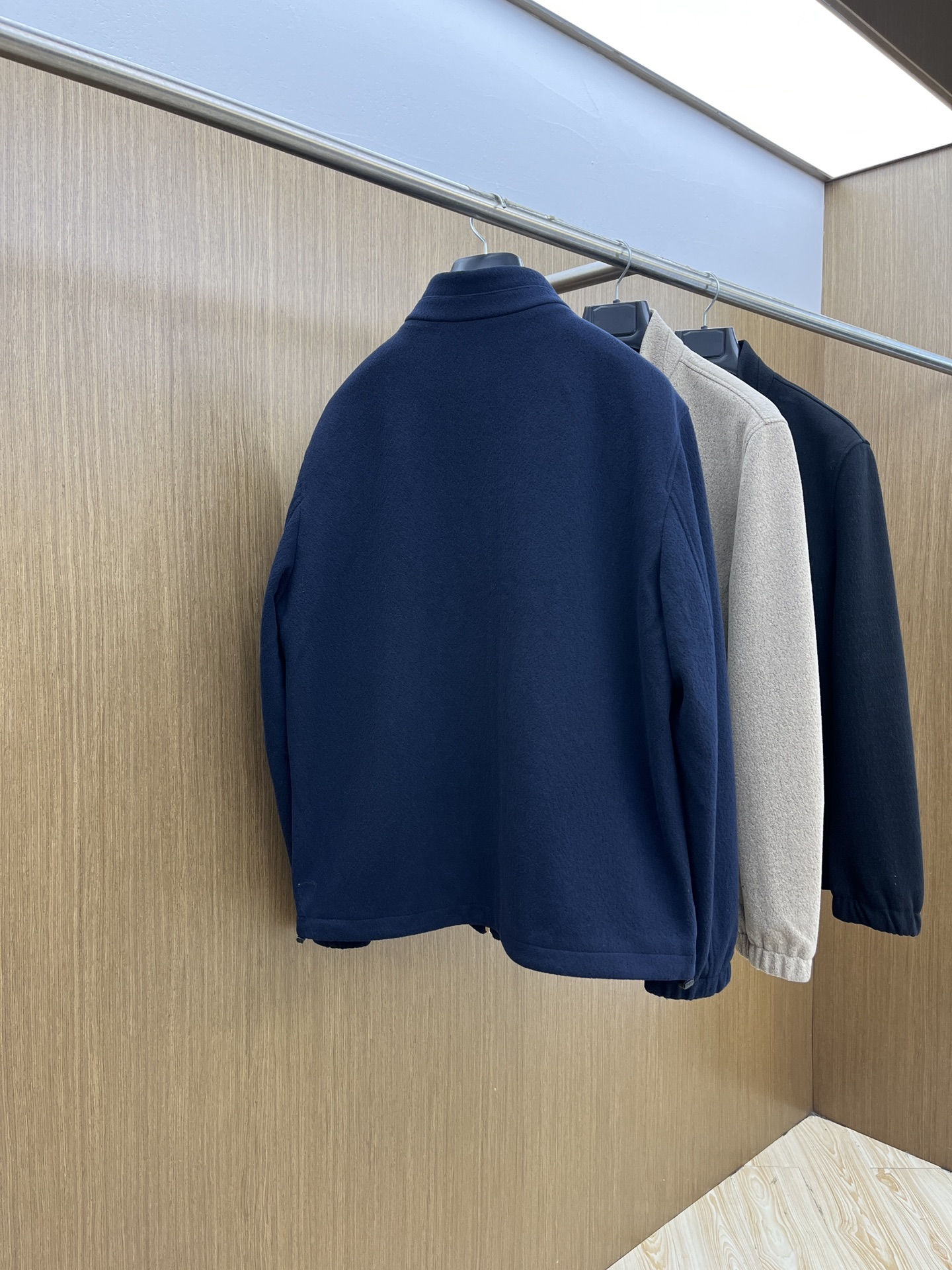 秋冬 lP🆕 🔥ss秋冬最新款 lP🆕立领休闲外套 高端品质、羊毛尼夹克外套夹克，字母logo刺绣，版型