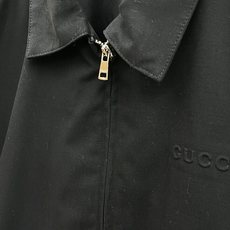 秋冬 Guc 🔥🔥SS秋冬新款休闲外套,最值得入手的一款经典外套,简单低调奢华不过时的压印图案装饰,无疑 秋冬 Guc 🔥🔥SS秋冬新款休闲外套,最值得入手的一款经典外套,简单低调奢华不过时的压印图案装饰,无疑