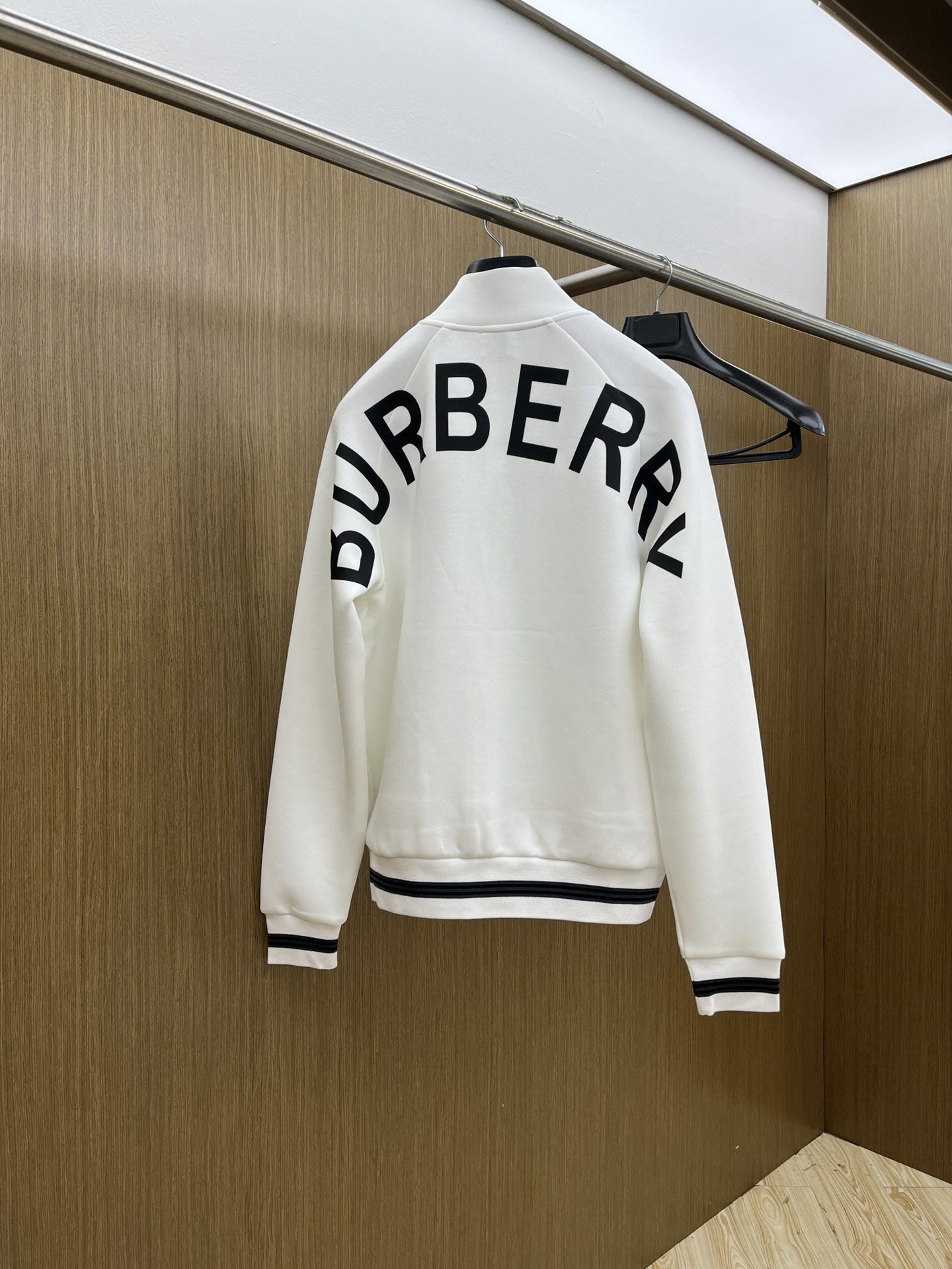 秋冬 BBR 🔥🔥高端品质 2025秋冬最新爆款夹克外套 面料精选高支高密双股空气层长绒棉 手感超级舒服