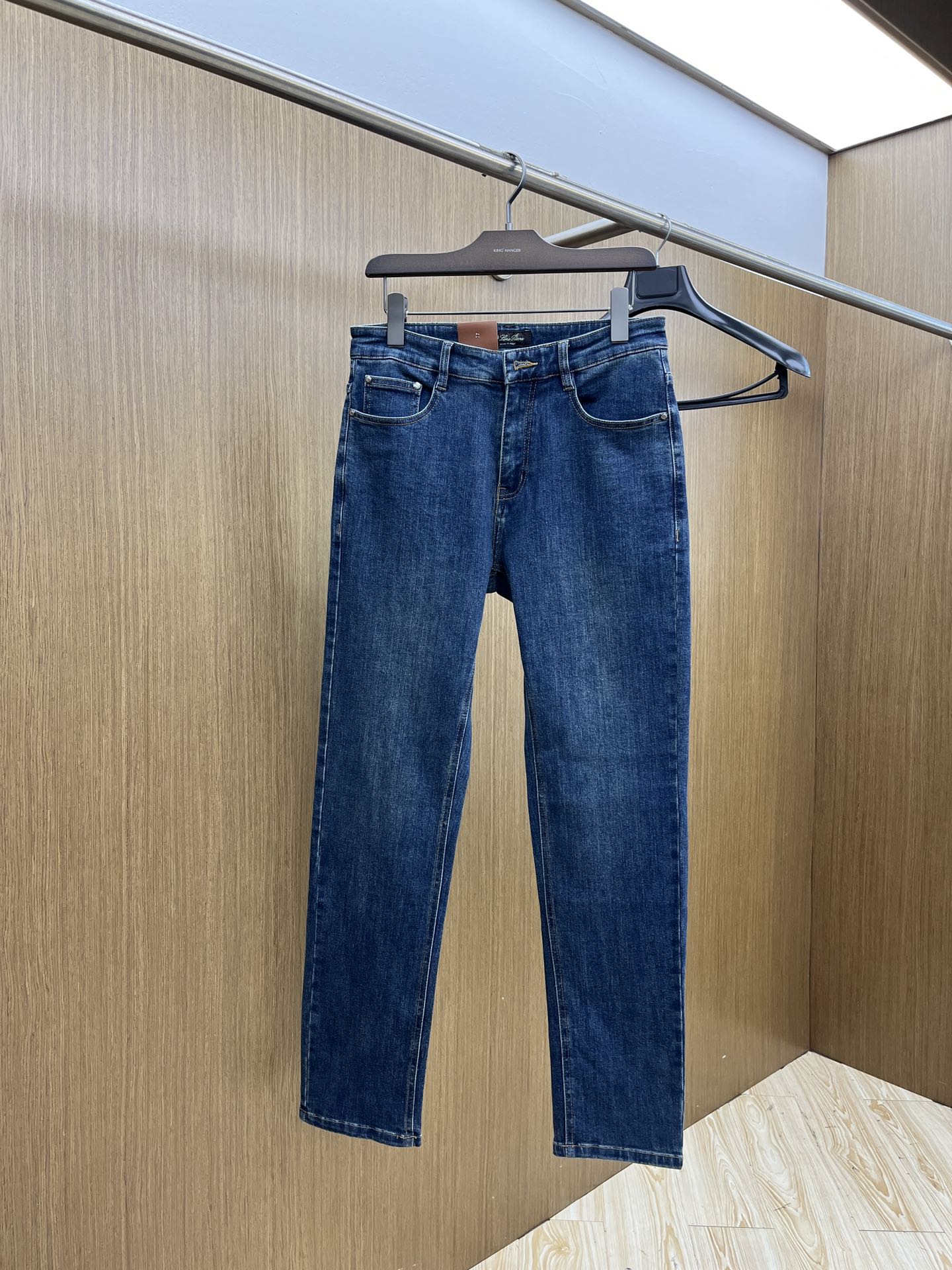 秋冬 lP🆕 🔥🔥高端定制、25SS秋冬最新款牛仔裤 柜台同步发售 进口固色面料 原版定制复刻 客供五金