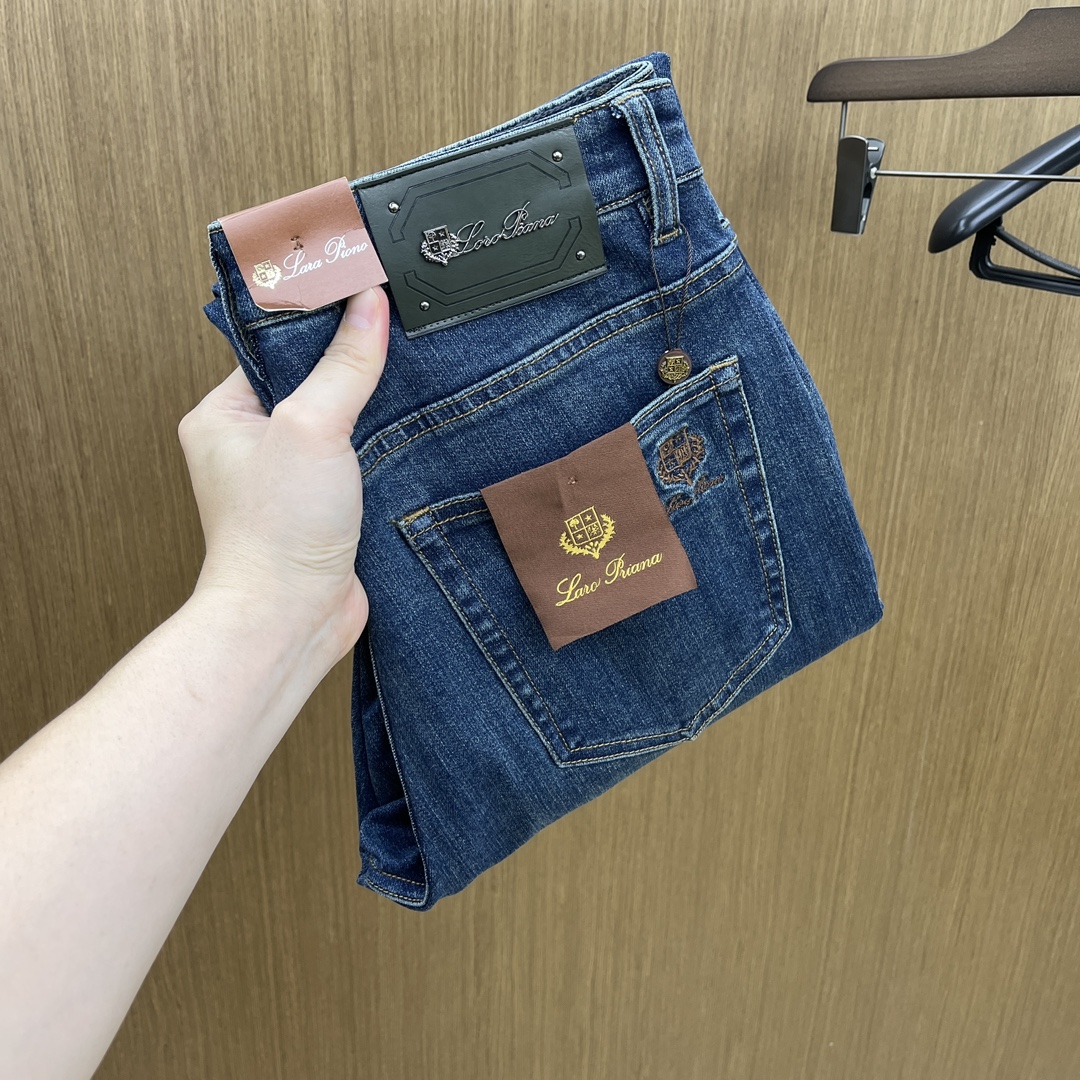 NO:518902,Autumn and Winter LP high-end customization, 25SS autumn and winter latest jeans are available at the counter simultaneously, imported color fixing fabrics, original custom reproduction, customer-supplied hardware and auxiliary materials, original quality, heavy industry washing, fine workmanship and excellent upper body!  Preferred single product produced by fax, number 29-38 without 35.37, loro piana, jeans, alexander wang19860909秋冬 LP 高端定制、25SS秋冬最新款牛仔裤 柜台同步发售 进口固色面料 原版定制复刻 客供五金辅料 原单品质 重工洗水 做工走线精细 上身绝佳！优选单品 fax出品 码数29-38无35.37,,loro piana,jeans,alexander wang,Men's clothing