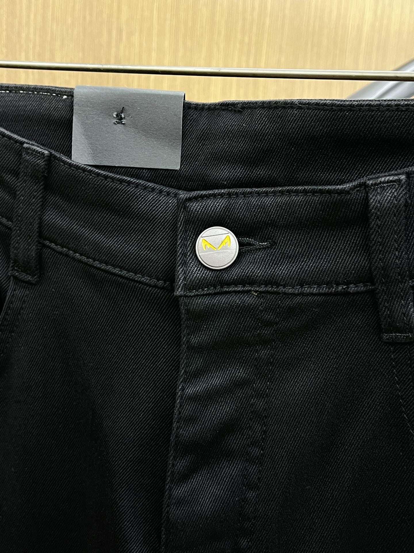 秋冬 FD 🔥🔥高端定制、25SS秋冬最新款牛仔裤 柜台同步发售 进口固色面料 原版定制复刻 客供五金辅