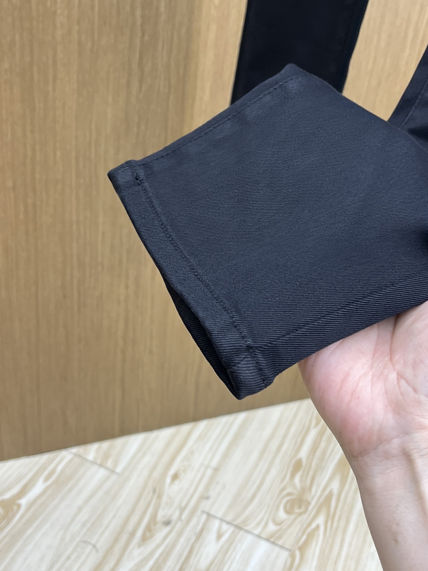 秋冬 FD 🔥🔥高端定制、25SS秋冬最新款牛仔裤 柜台同步发售 进口固色面料 原版定制复刻 客供五金辅