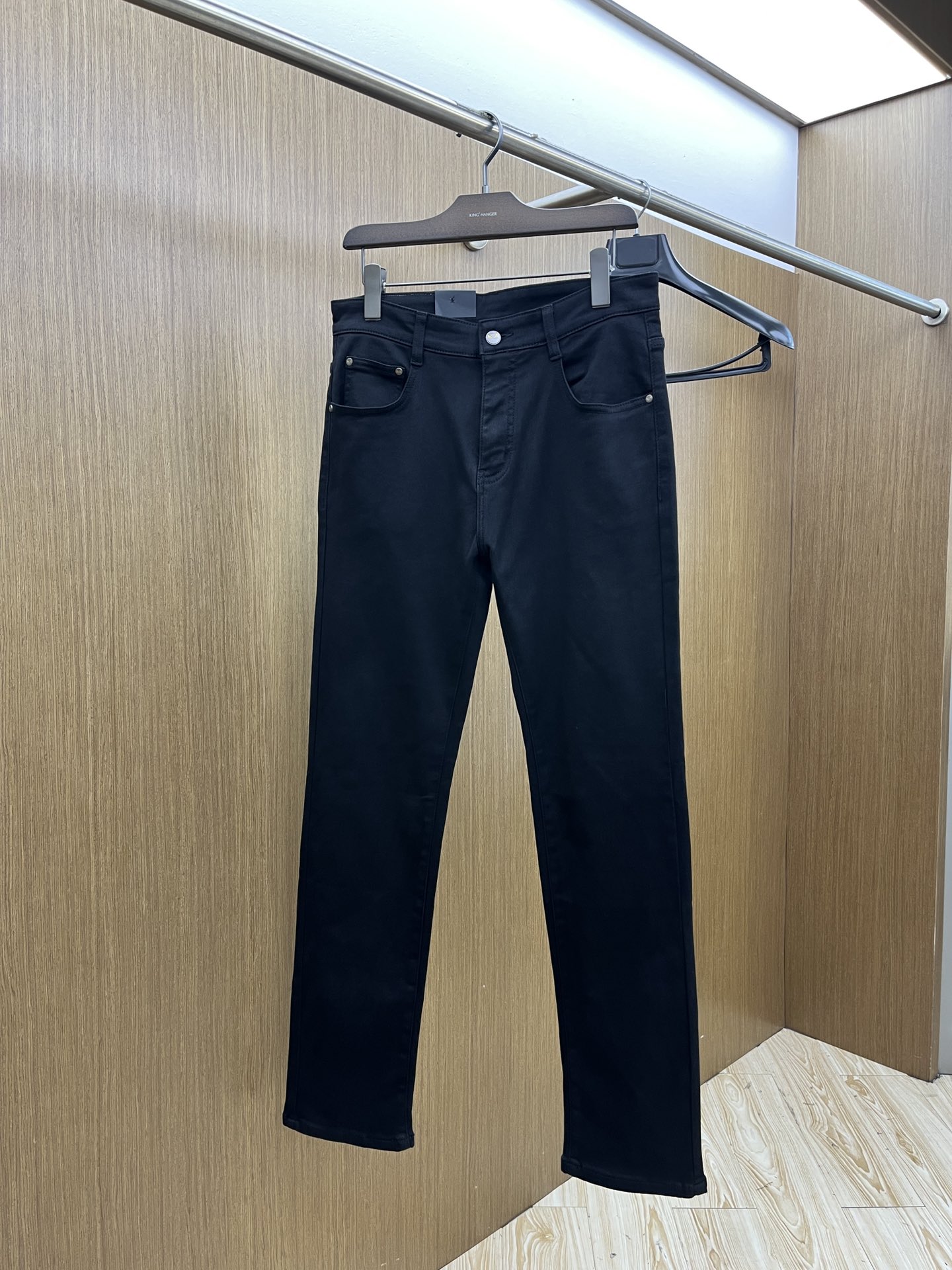 秋冬 FD 🔥🔥高端定制、25SS秋冬最新款牛仔裤 柜台同步发售 进口固色面料 原版定制复刻 客供五金辅