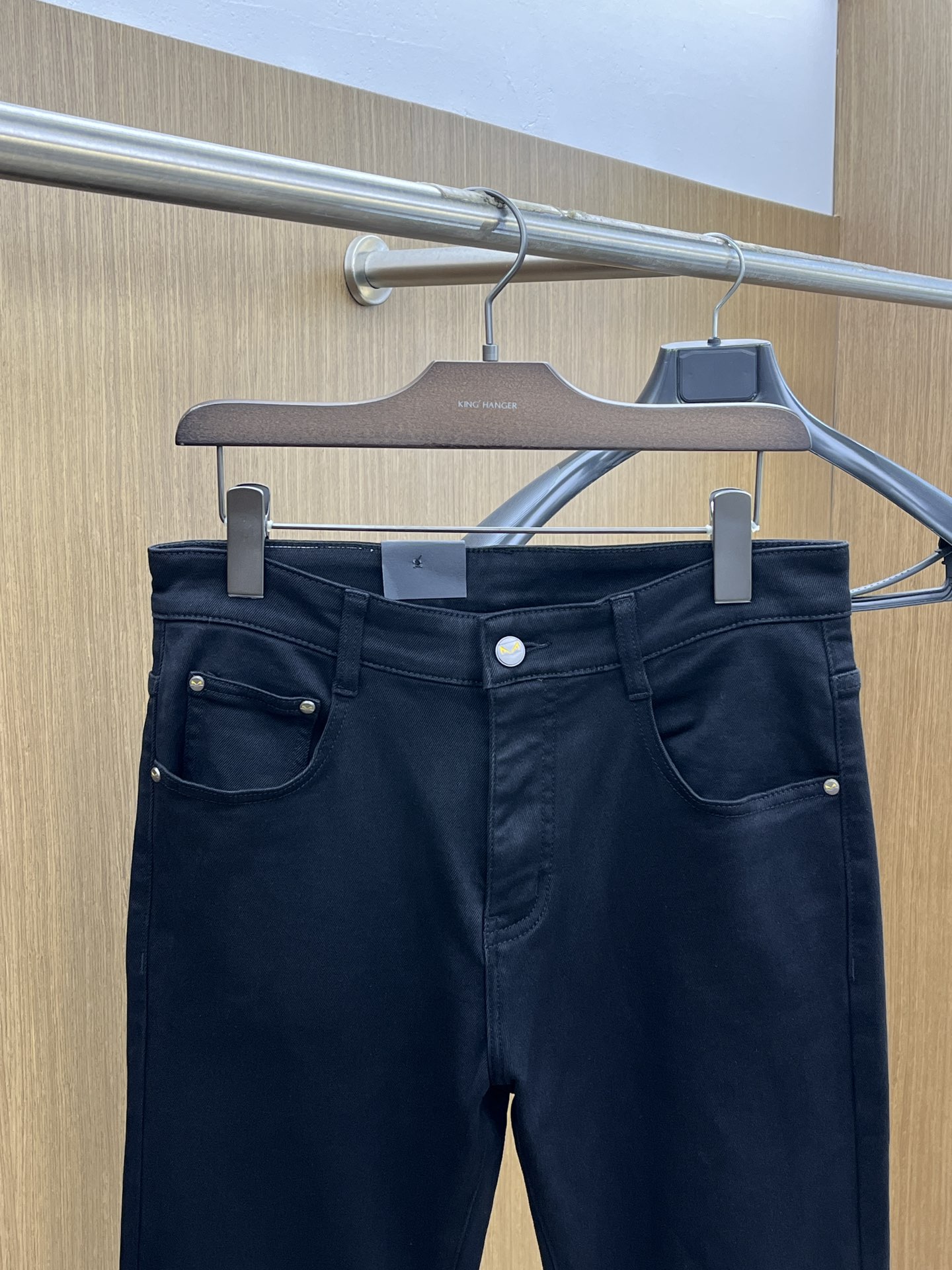 秋冬 FD 🔥🔥高端定制、25SS秋冬最新款牛仔裤 柜台同步发售 进口固色面料 原版定制复刻 客供五金辅