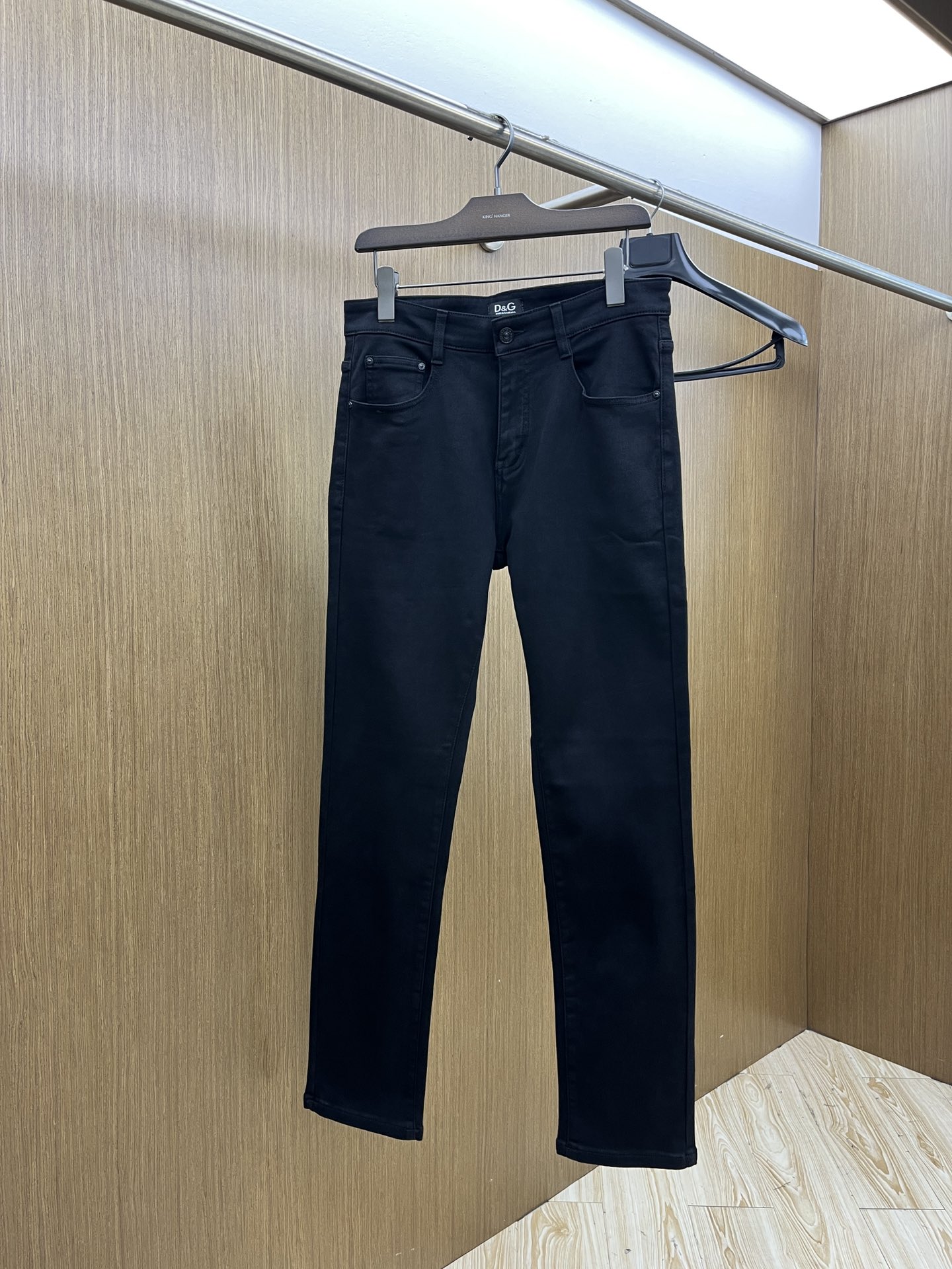 秋冬 DG 🔥🔥高端定制、25SS秋冬最新款牛仔裤 柜台同步发售 进口固色面料 原版定制复刻 客供五金辅