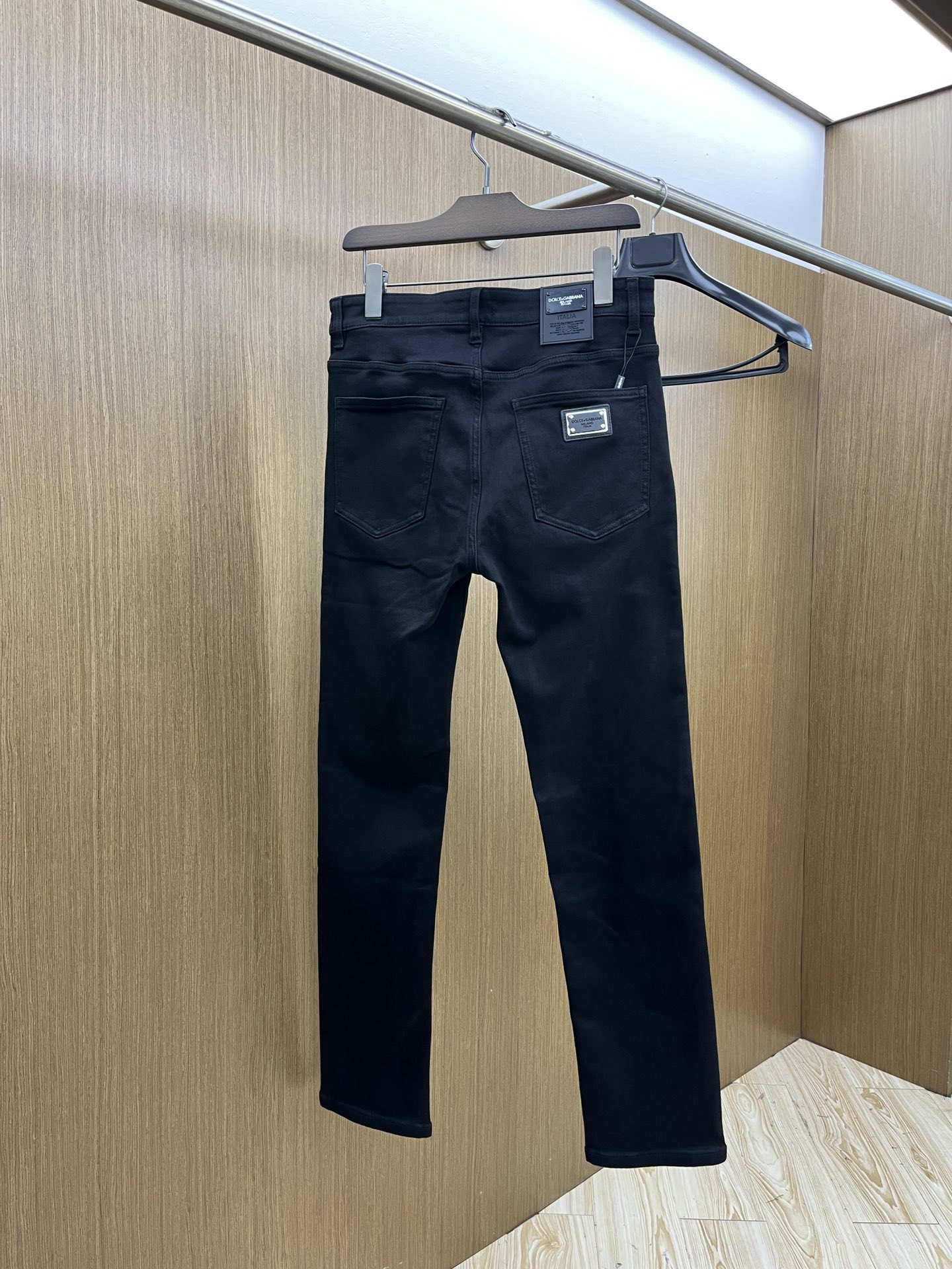 秋冬 DG 🔥🔥高端定制、25SS秋冬最新款牛仔裤 柜台同步发售 进口固色面料 原版定制复刻 客供五金辅