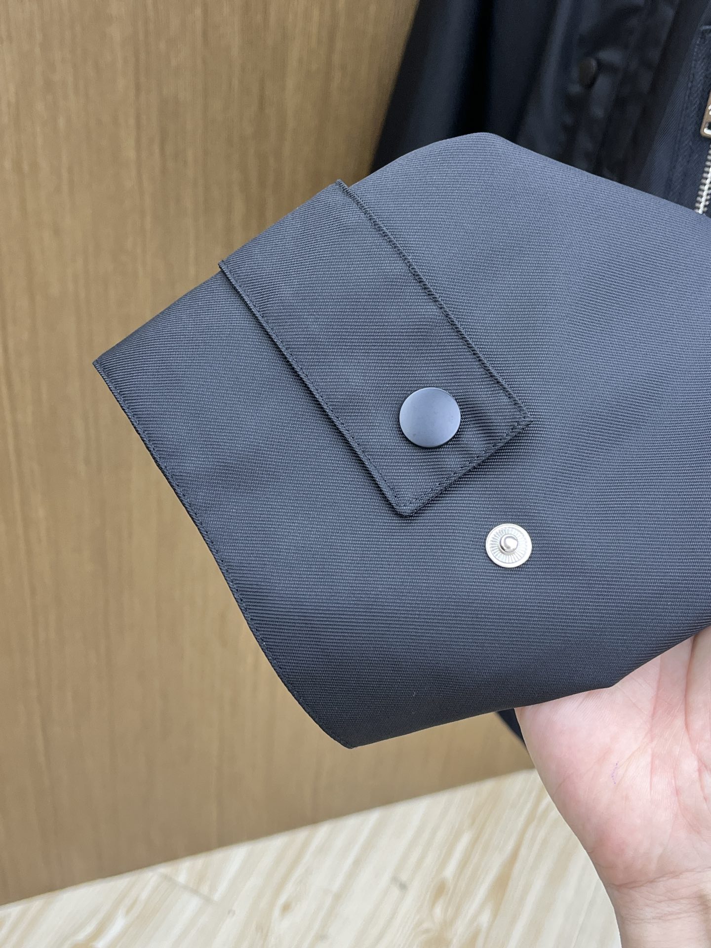 秋冬 PD 🔥🔥ss秋冬新款发布 普拉达连帽夹克外套，秋季爆款连帽夹克，穿上就是舒适自在又显瘦的存在，f