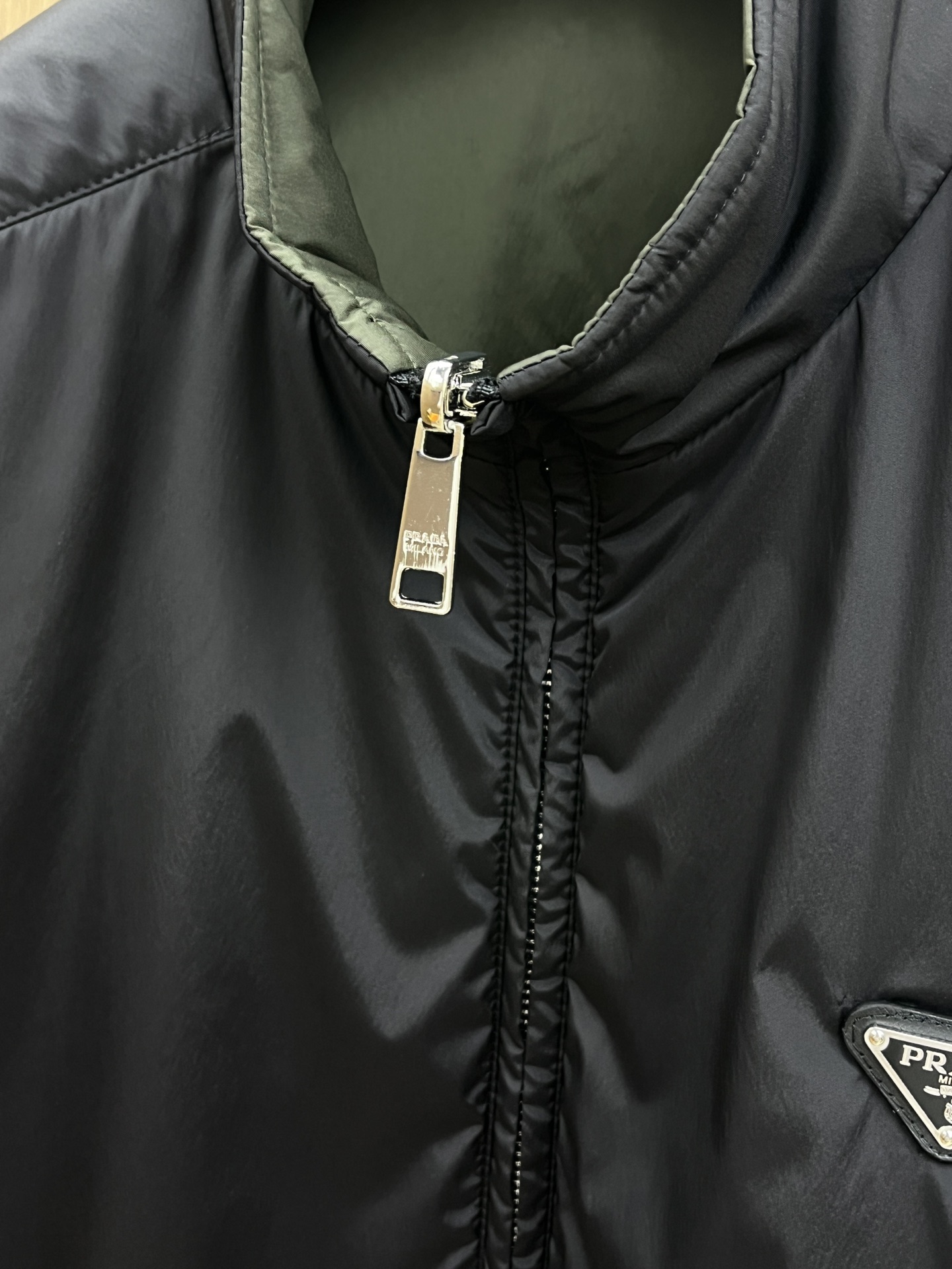 秋冬 PD 🔥🔥ss秋冬新款P家立领双面棉服外套 经典设计感与颜值爆棚的外套，品质更是无法挑剔品控可以直