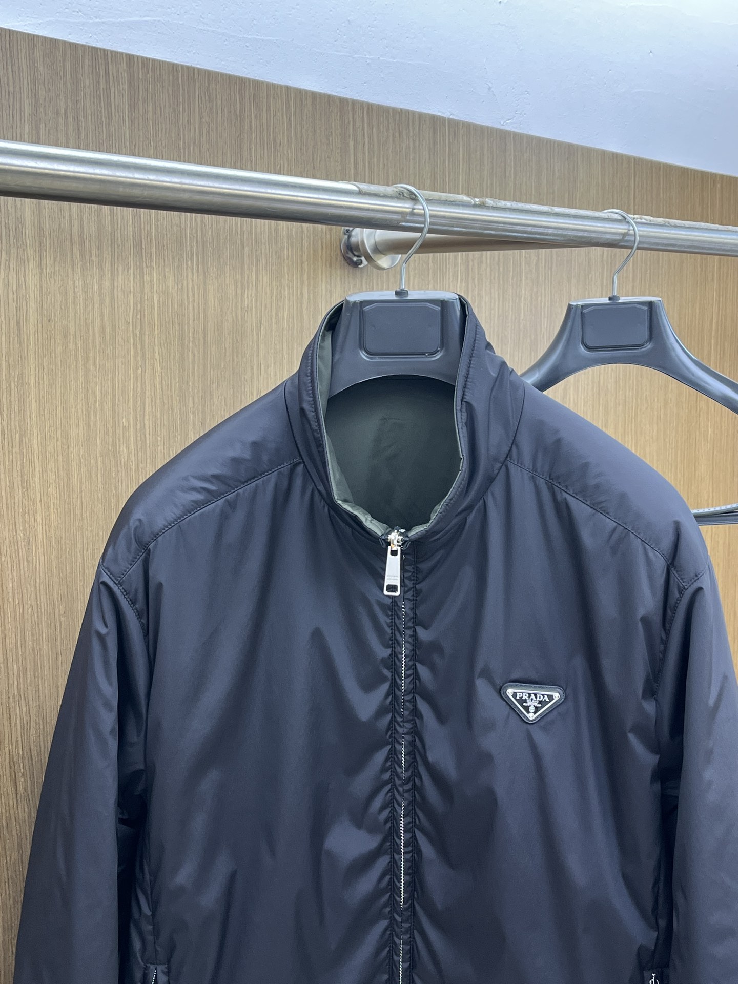 秋冬 PD 🔥🔥ss秋冬新款P家立领双面棉服外套 经典设计感与颜值爆棚的外套，品质更是无法挑剔品控可以直