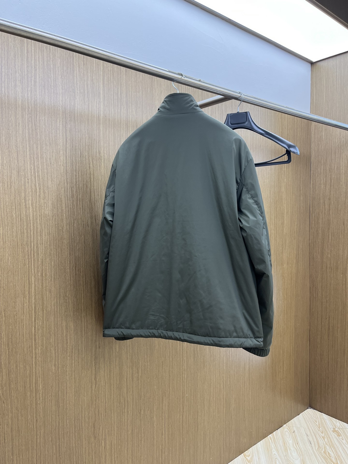 秋冬 PD 🔥🔥ss秋冬新款P家立领双面棉服外套 经典设计感与颜值爆棚的外套，品质更是无法挑剔品控可以直