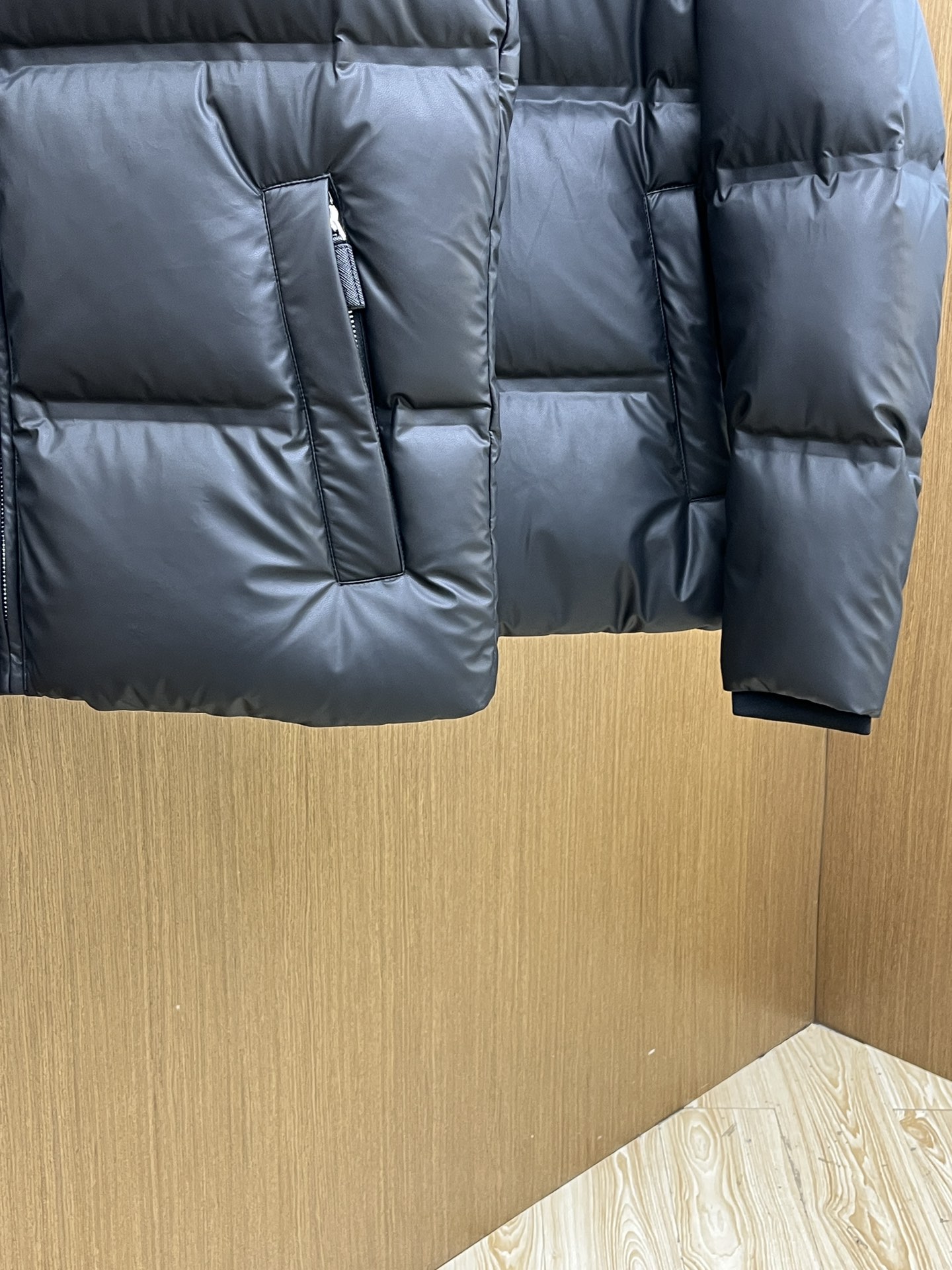秋冬羽绒服 PD🔥🔥爆单王 25秋冬独家专供秋冬新款羽绒马甲。贸易公司渠道稀出，降温天气必备的保暖单品，