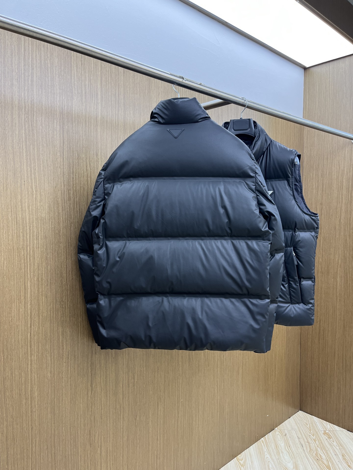 秋冬羽绒服 PD 🔥🔥爆单王 25秋冬独家专供秋冬新款立领羽绒服外套 贸易公司渠道稀出，降温天气必备的保