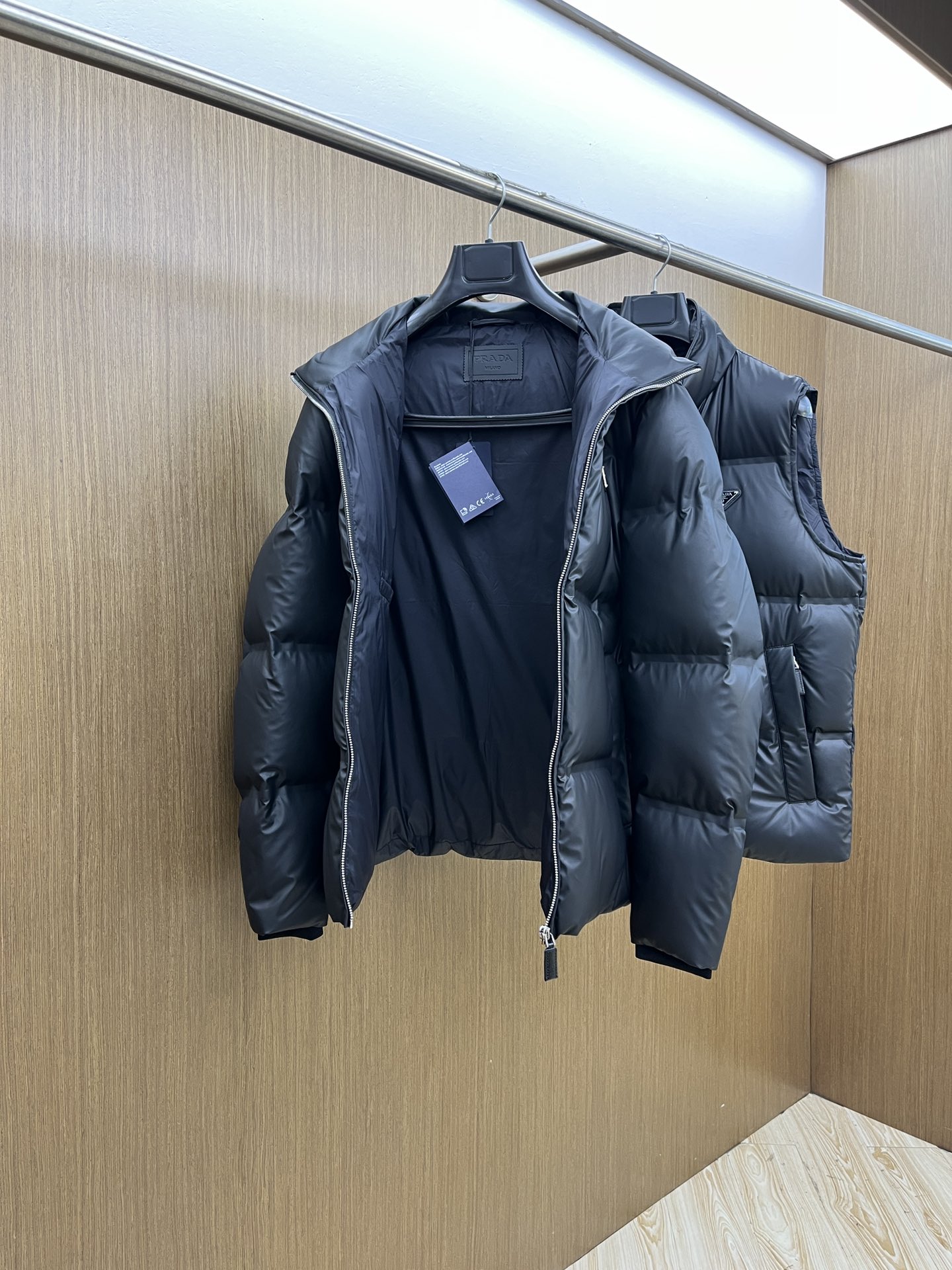 秋冬羽绒服 PD 🔥🔥爆单王 25秋冬独家专供秋冬新款立领羽绒服外套 贸易公司渠道稀出，降温天气必备的保
