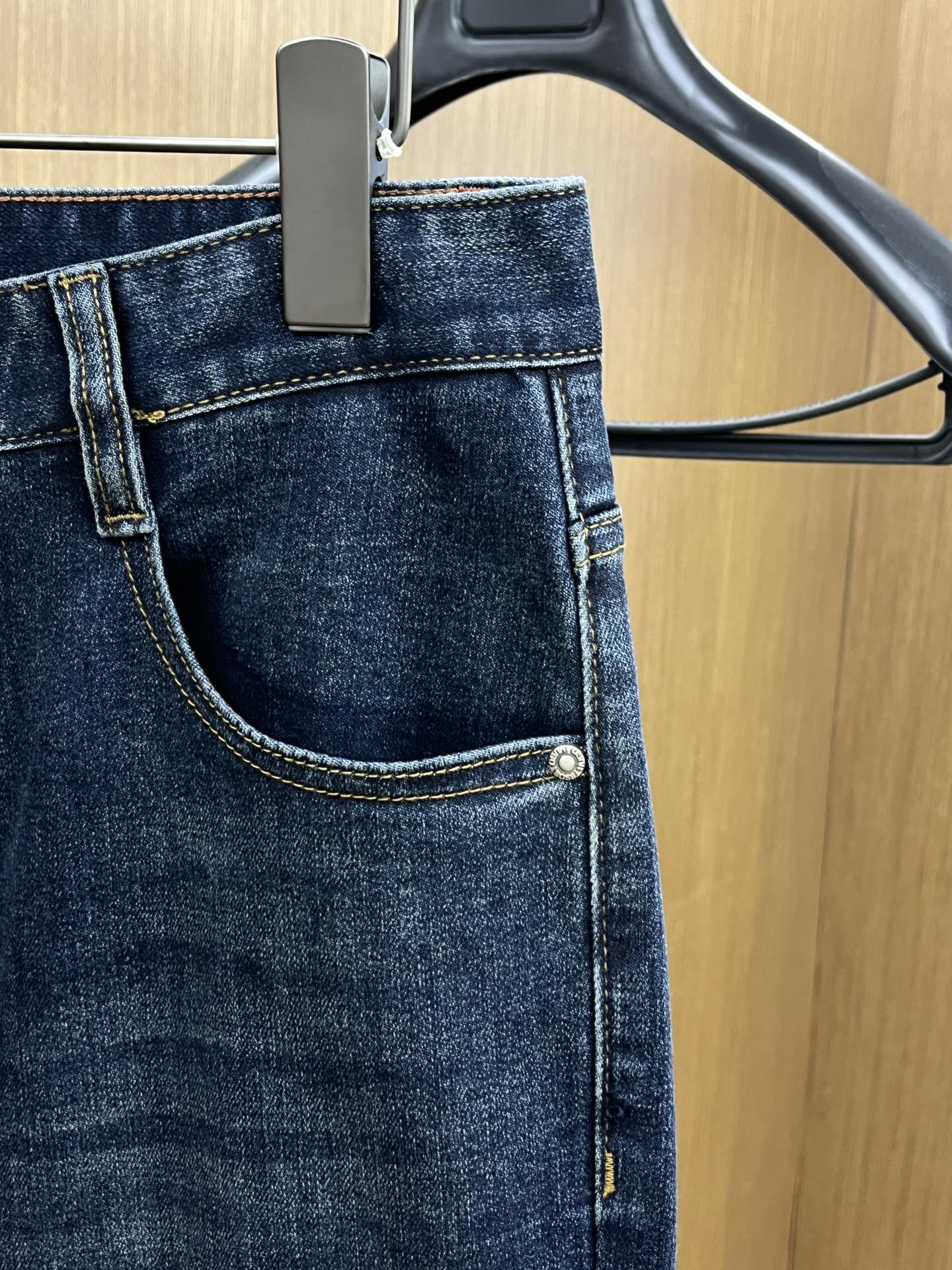 秋冬 Hugo🔥🔥高端定制、25SS秋冬最新款牛仔裤 柜台同步发售 进口固色面料 原版定制复刻 客供五金