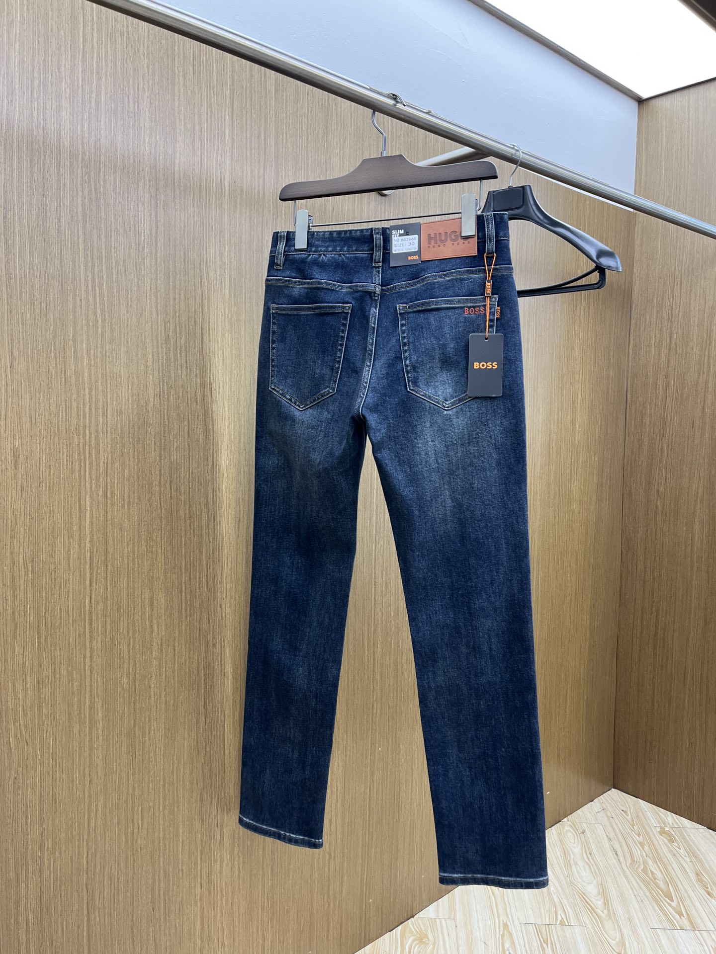 秋冬 Hugo🔥🔥高端定制、25SS秋冬最新款牛仔裤 柜台同步发售 进口固色面料 原版定制复刻 客供五金
