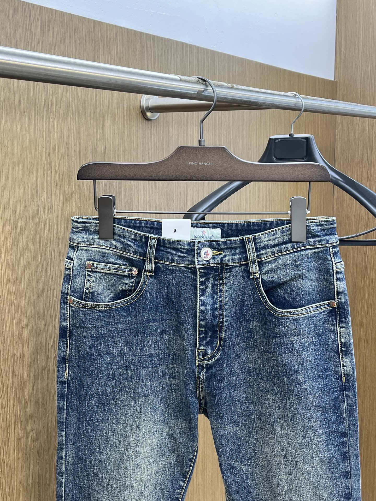 秋冬 Mon 🔥🔥高端定制、25SS秋冬最新款牛仔裤 柜台同步发售 进口固色面料 原版定制复刻 客供五金