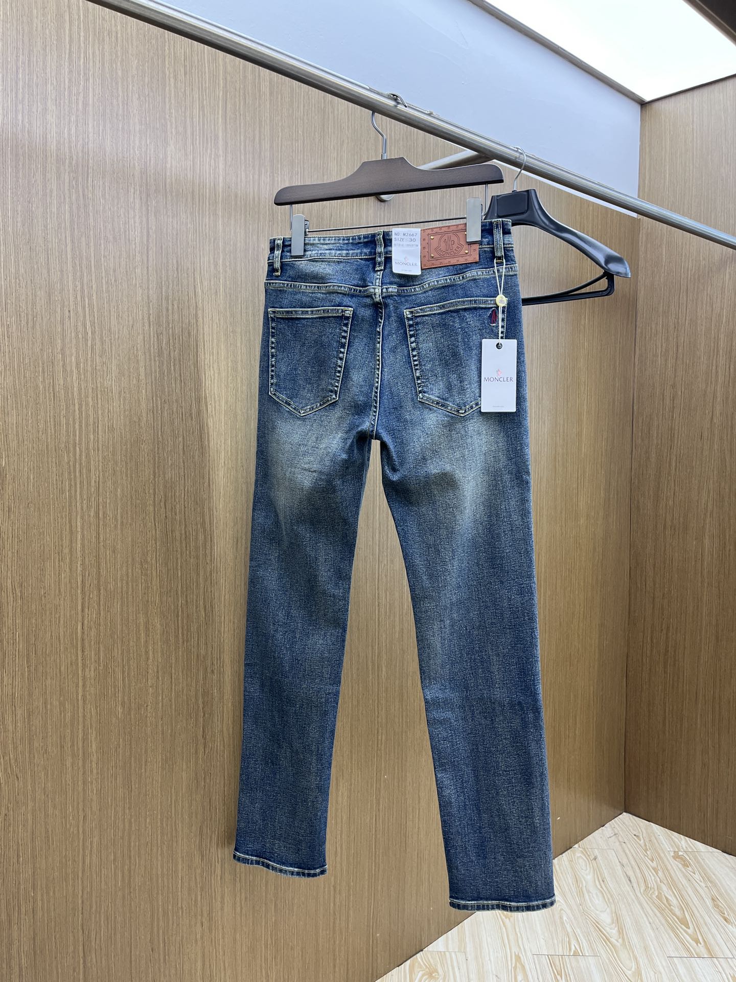 秋冬 Mon 🔥🔥高端定制、25SS秋冬最新款牛仔裤 柜台同步发售 进口固色面料 原版定制复刻 客供五金