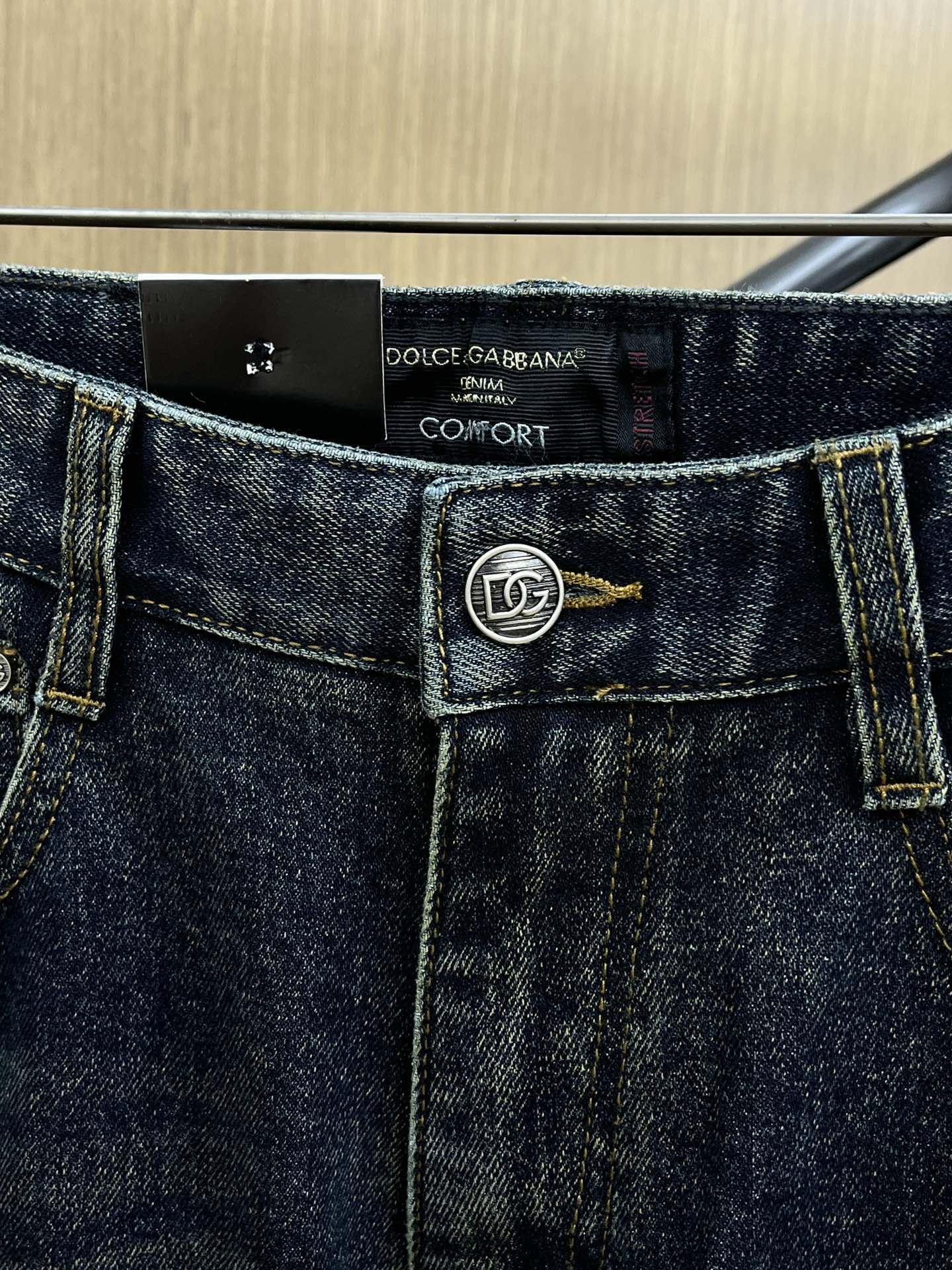 秋冬 DG🔥🔥高端定制、25SS秋冬最新款牛仔裤 柜台同步发售 进口固色面料 原版定制复刻 客供五金辅料