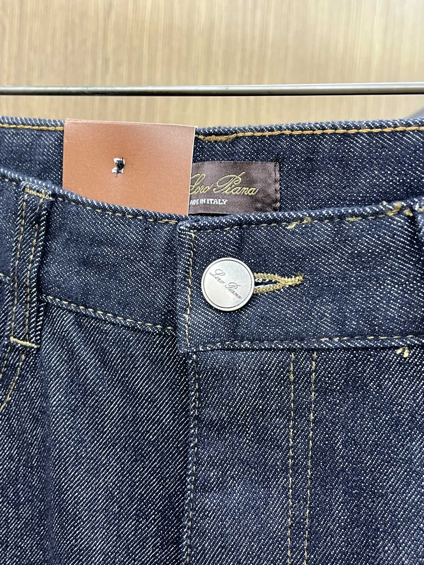 秋冬 lP🆕 🔥🔥高端定制、25SS秋冬最新款牛仔裤 柜台同步发售 进口固色面料 原版定制复刻 客供五金