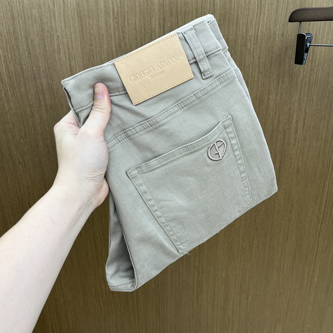 NO:520120,Autumn and Winter AJ High-end Customized Quality 25SS Autumn and Winter Newest Original Single Jeans Released at the counter Simultaneous Original Customized Replica Customer-supplied Hardware Auxiliary Materials Original Single Quality Imported Denim Fabric Heavy Industry Washing Fine Workmanship Line Excellent Top Body, Preferred Single Product A60 SIZE:30-38 No 35 37,,jeans,alexander wang19860909秋冬 AJ 高端定制品质 25SS秋冬最新款原单牛仔裤 柜台同步发售 原版定制复刻 客供五金辅料 原单品质 进口牛仔面料重工洗水 做工走线精细 上身绝佳,优选单品A60 SIZE:30-38无35 37,,jeans,alexander wang,Men's clothing