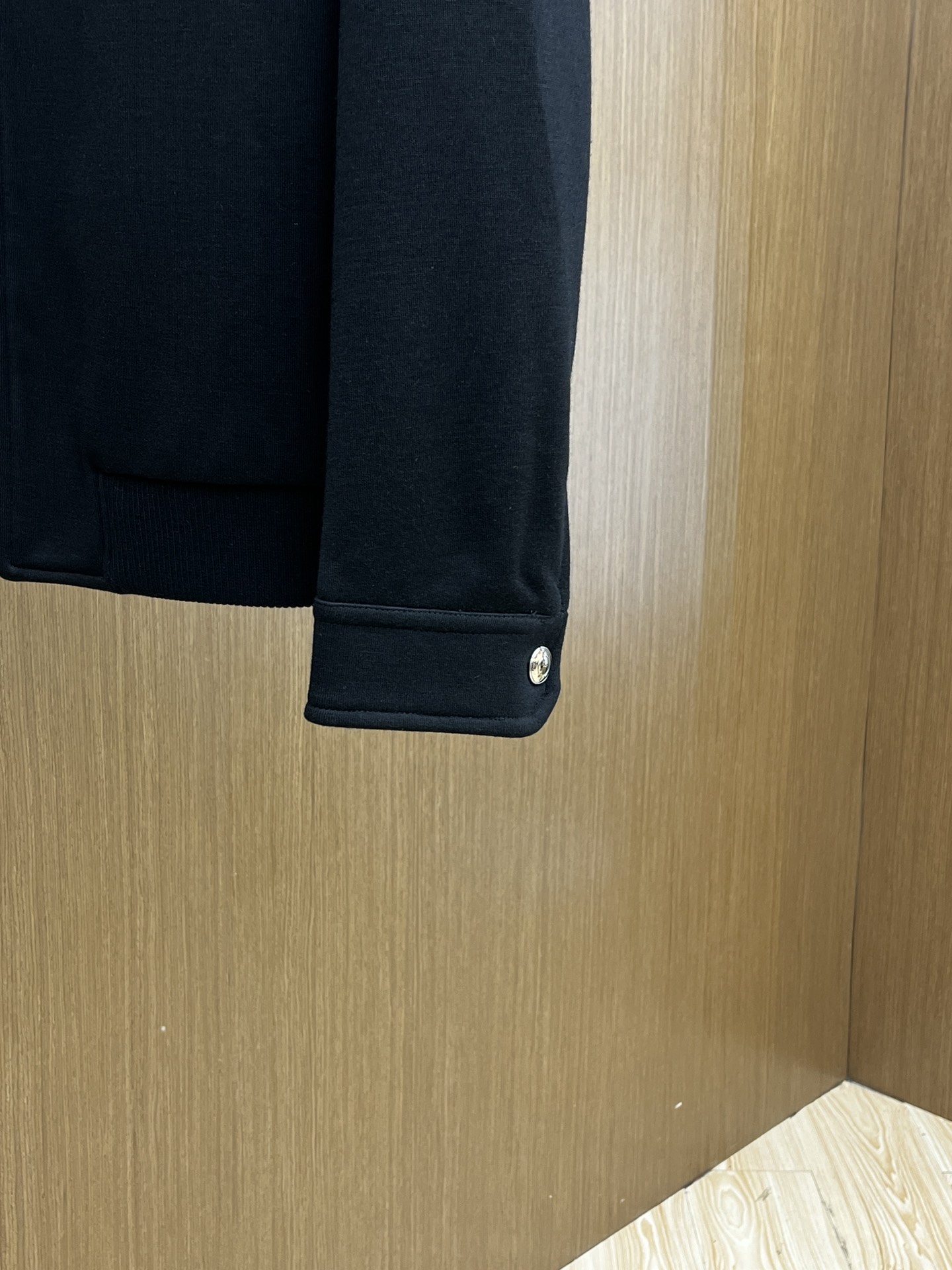 秋冬 lP🆕 🔥秋冬新品棒球服外套夹克！独家定制面料，简单大方  干净利落剪裁 ，手感软糯干爽，上身效果