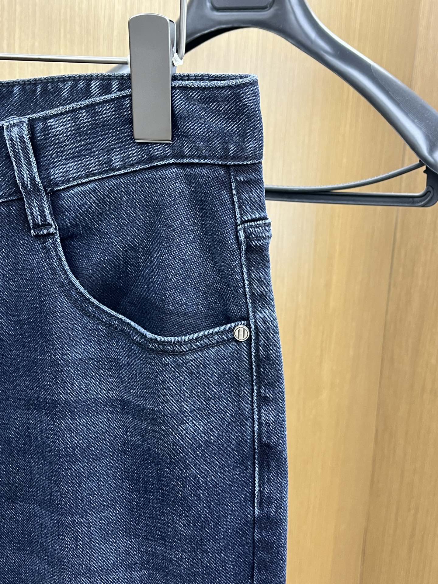 秋冬 ZZ 🔥🔥高端定制、25SS秋冬最新款牛仔裤 柜台同步发售 进口固色面料 原版定制复刻 客供五金辅