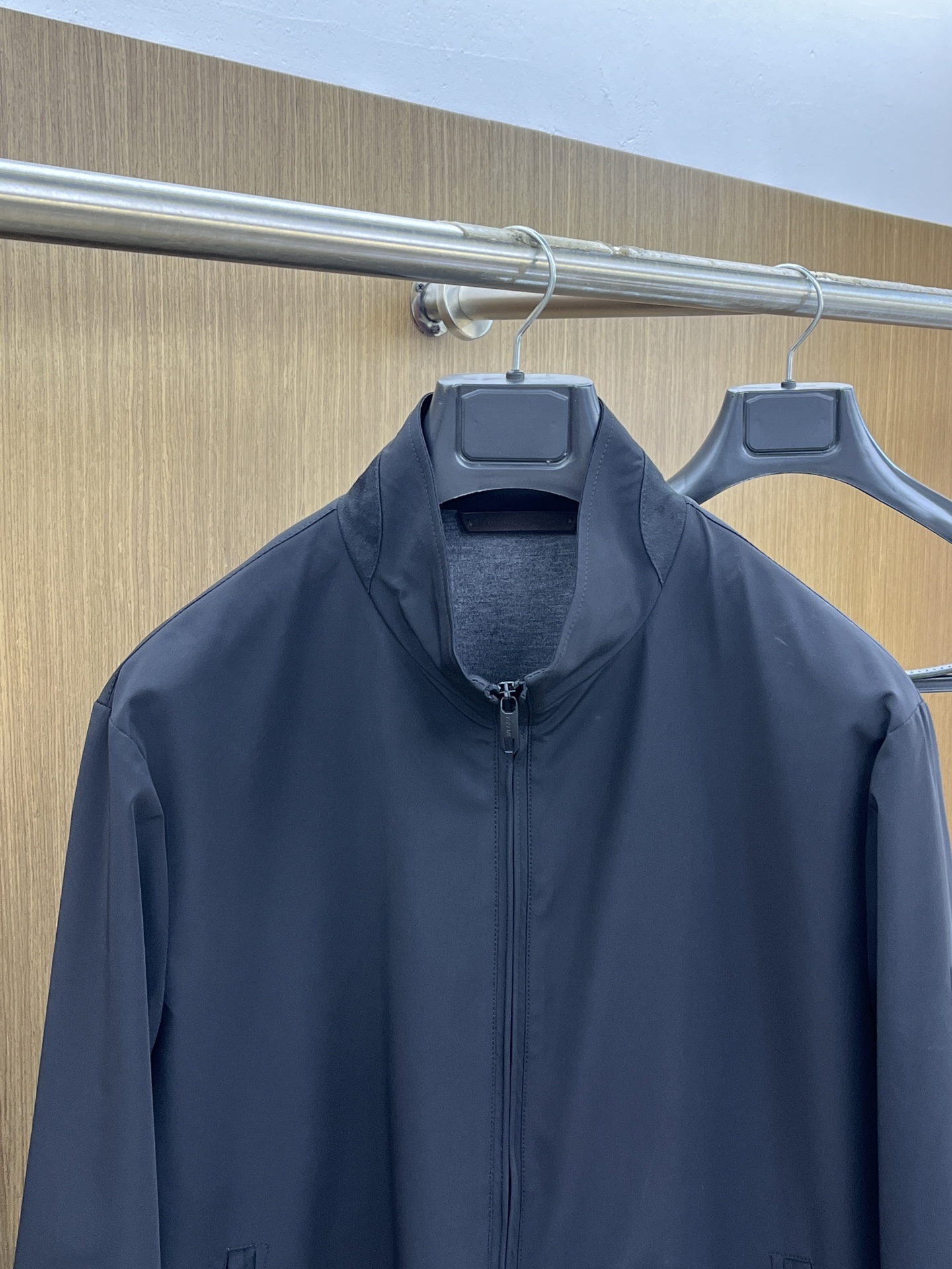 秋冬 ZZ 🔥🔥ss秋冬最新时尚男士立领夹克。 经典设计感与颜值爆棚的外套，品质更是无法挑剔品控可以直接