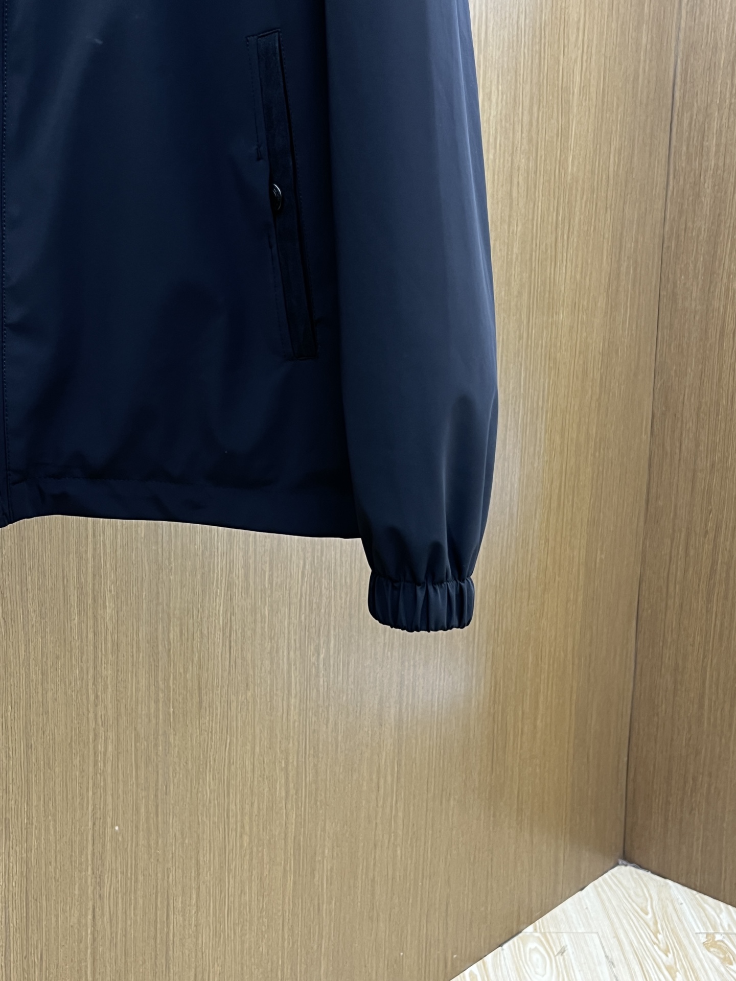 秋冬 ZZ 🔥🔥ss秋冬最新时尚男士立领夹克。 经典设计感与颜值爆棚的外套，品质更是无法挑剔品控可以直接