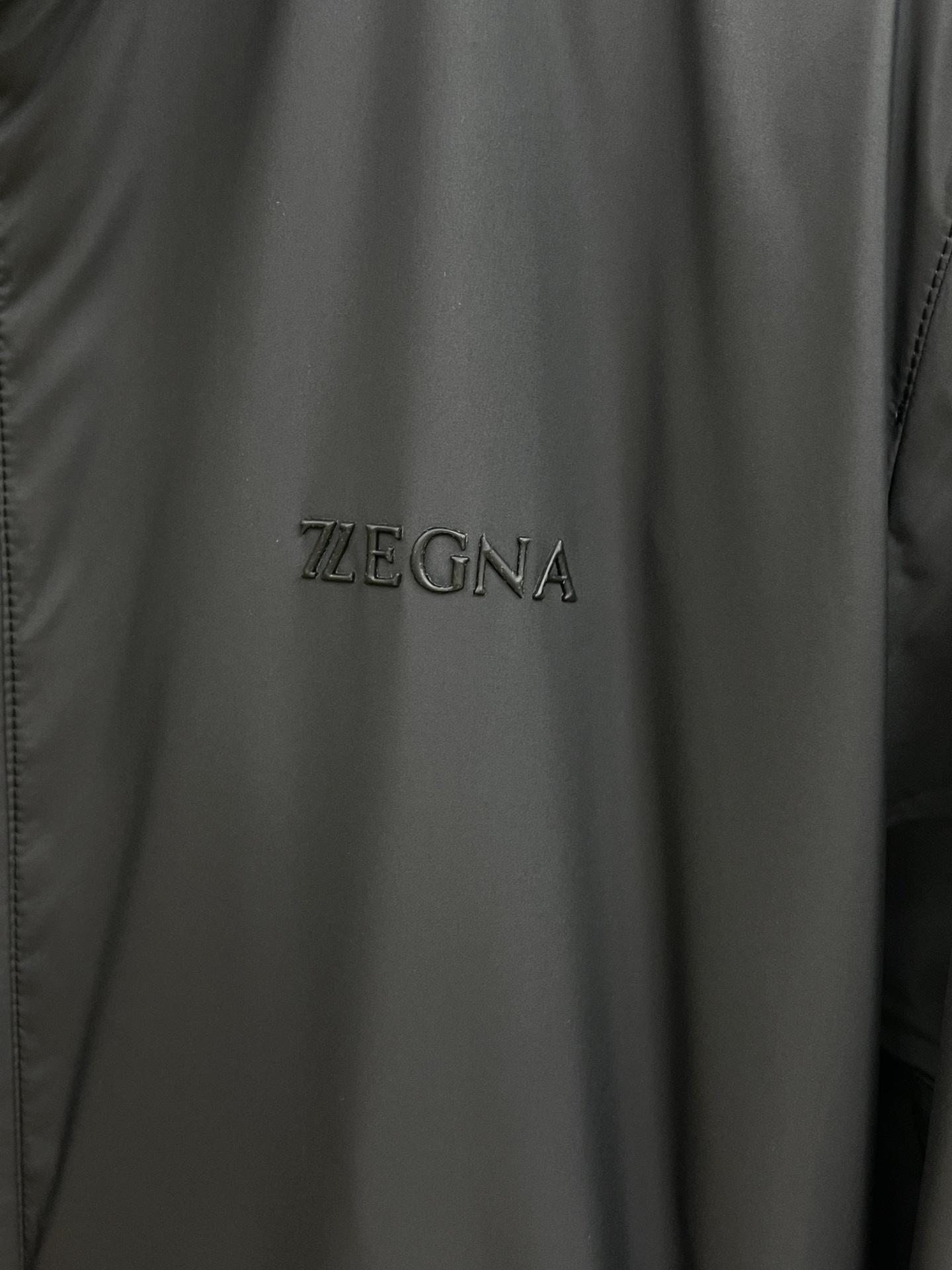 秋冬 ZZ 🔥🔥ss秋冬最新时尚男士立领夹克。 经典设计感与颜值爆棚的外套，品质更是无法挑剔品控可以直接