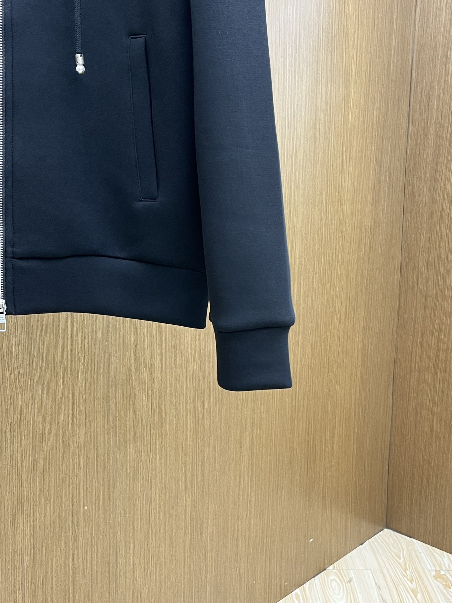 秋冬 LV 🔥🔥高端品质 2025秋冬最新爆款夹克外套 面料精选高支高密双股空气层长绒棉 手感超级舒服 