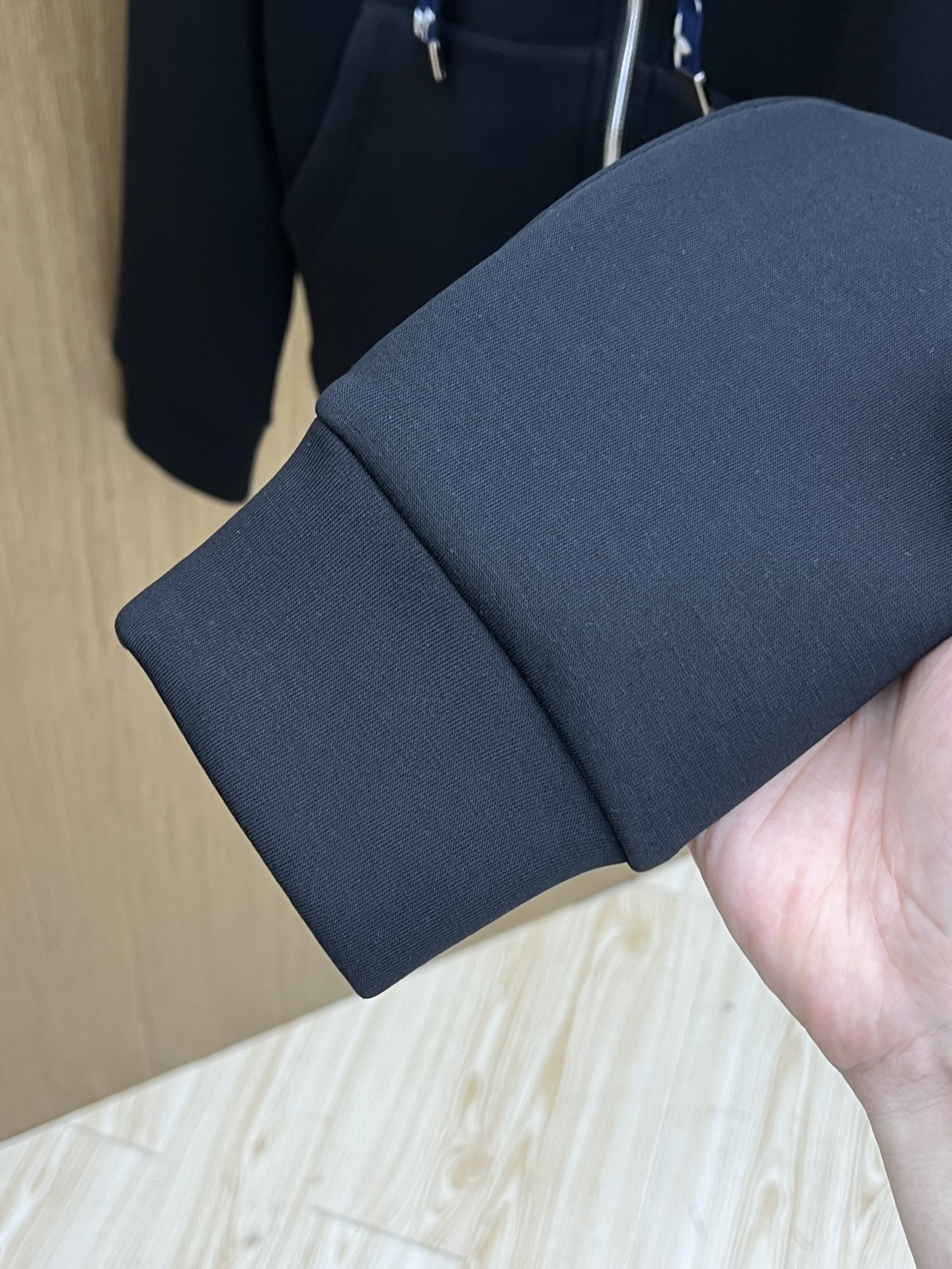 秋冬 LV 🔥🔥高端品质 2025秋冬最新爆款夹克外套 面料精选高支高密双股空气层长绒棉 手感超级舒服 